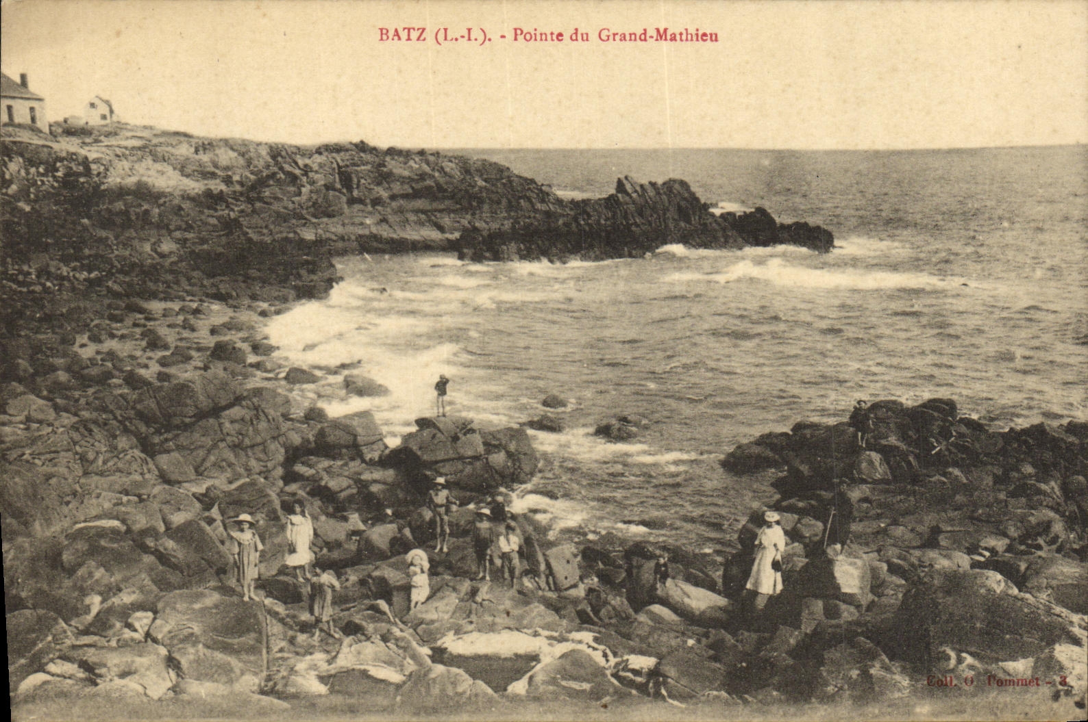 VINTAGE POSTCARD Batz Points Large Mahtieu