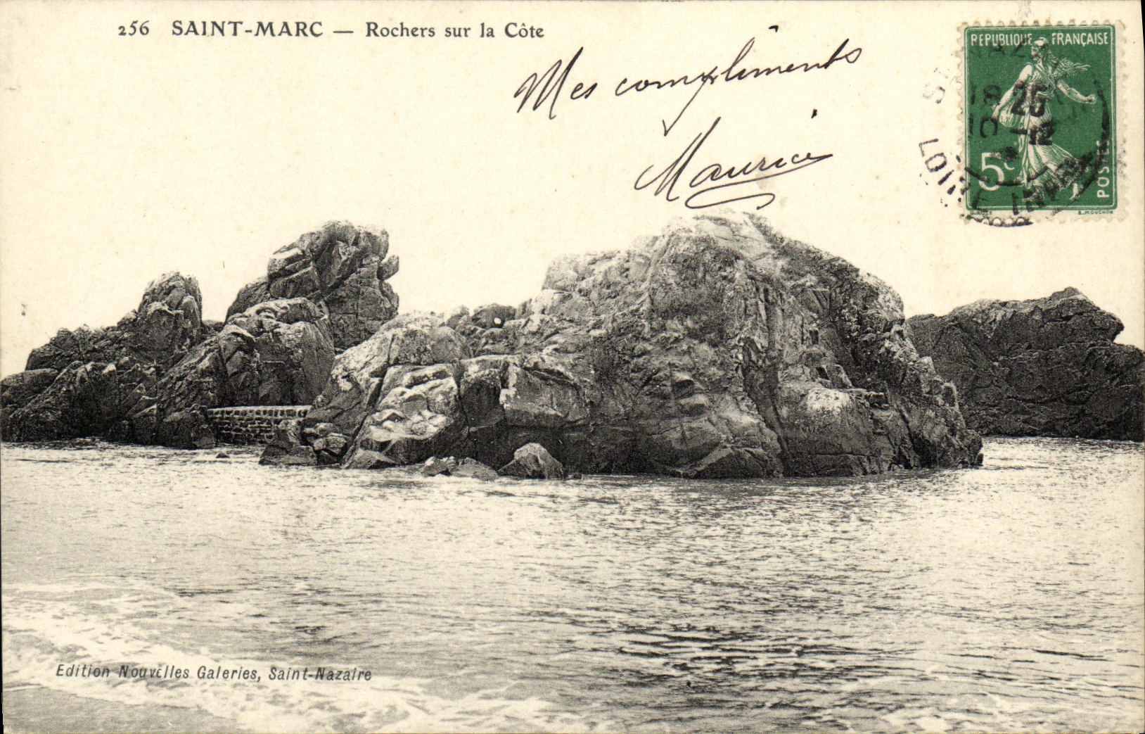 El orujo santo de la POSTAL de la VENDIMIA oscila en la dimension