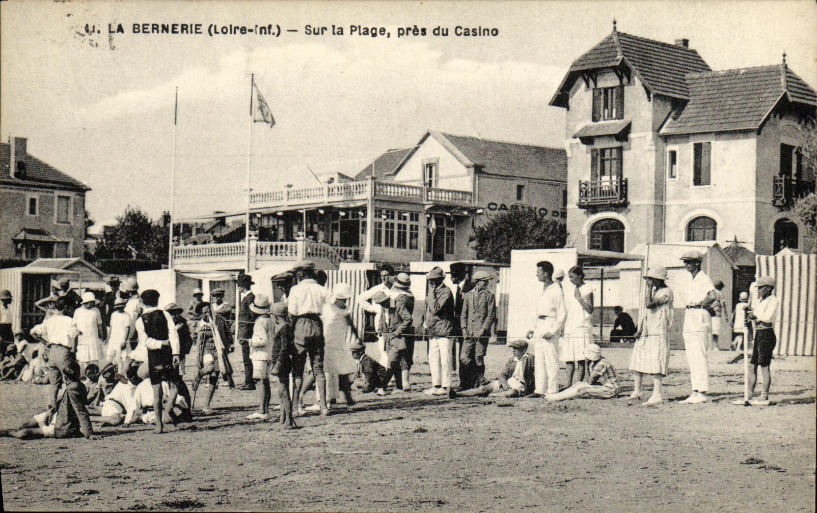 VINTAGE POSTCARD Bernerie On the Beach close to the casino