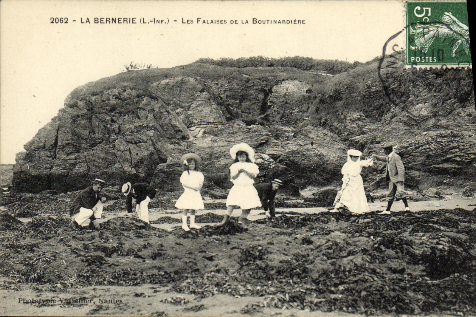 VINTAGE POSTCARD Bernerie Cliffs Of Boutinadiere
