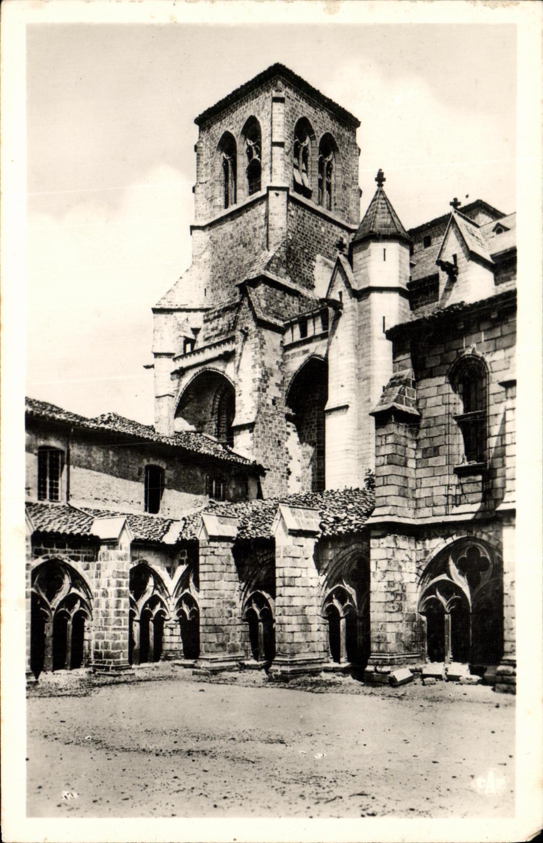 VINTAGE POSTCARD the Chair God Old Abbey the southernmost Tower and the cloister