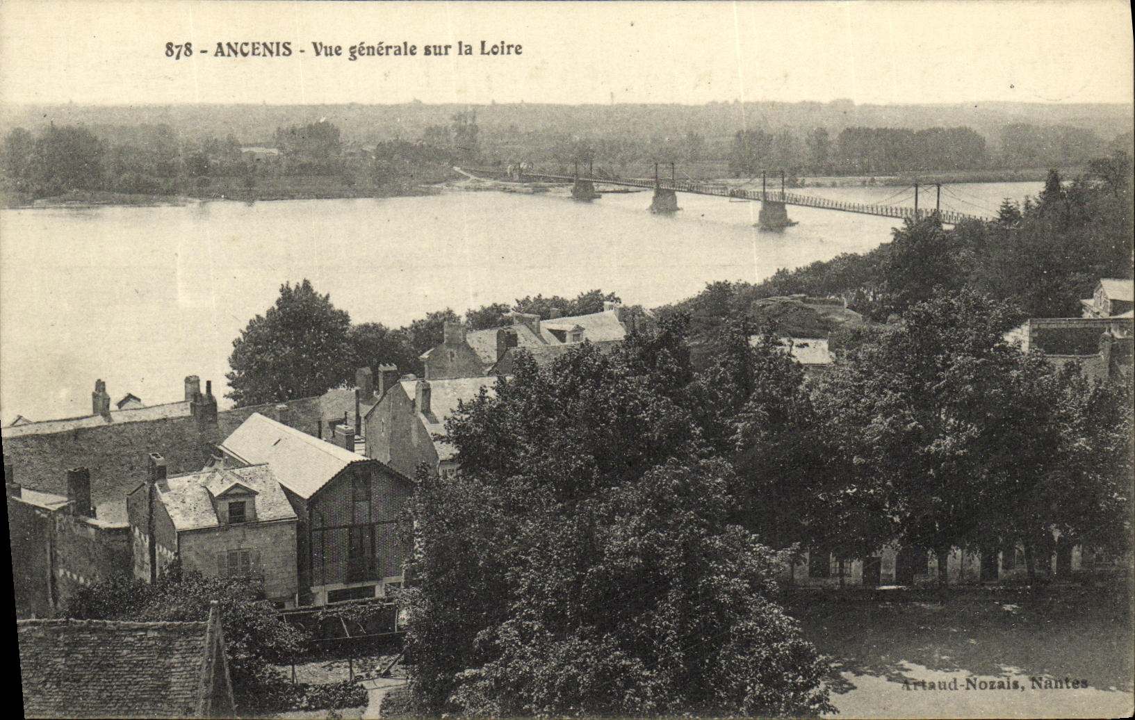 CPA Vue Generale sur la Loire Ancenis