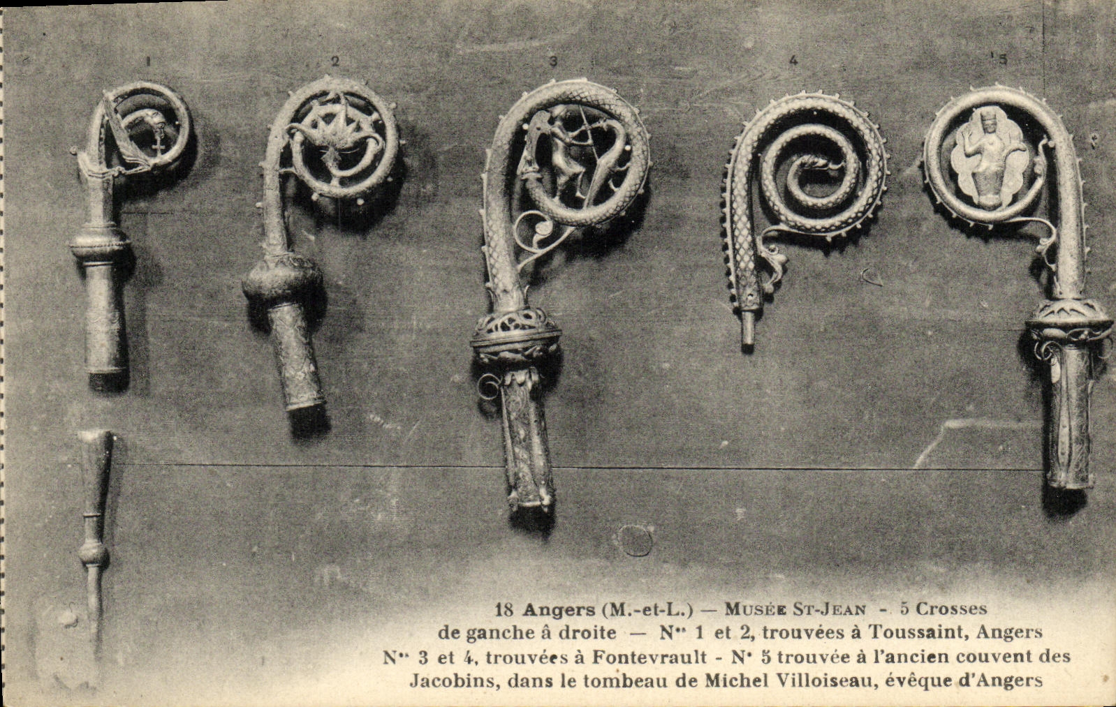 CPA Angers Musee St Jean 5 crosses trouvees a Toussaint Fontevrault