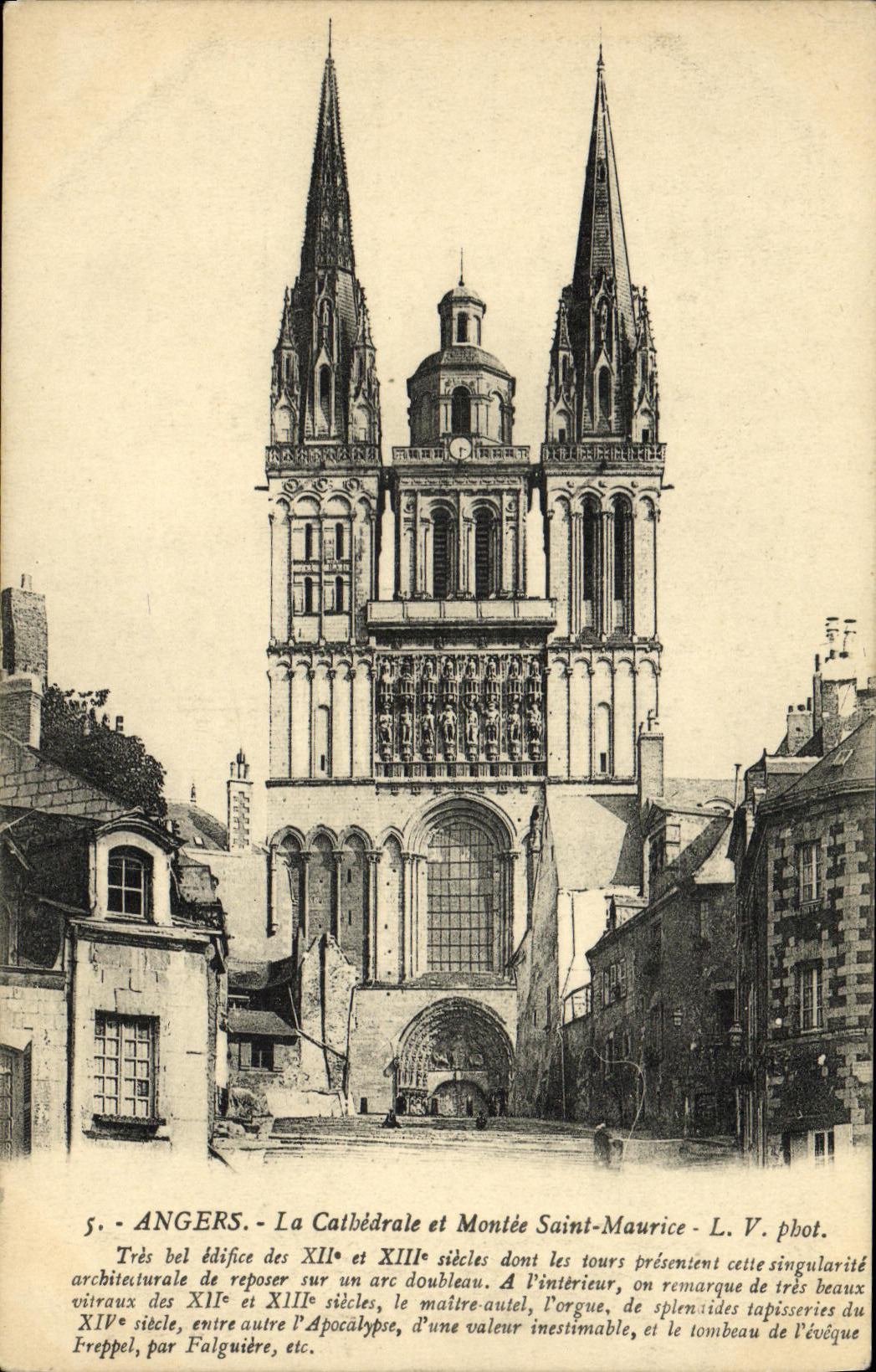 CPA Angers La Cathedrale Et Montee Saint Maurice