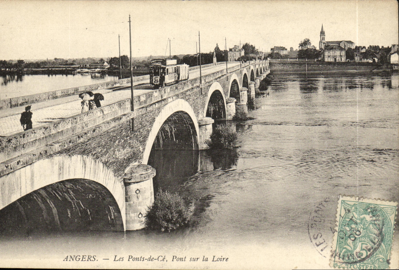 CPA Angers Les Ponts de Ce Pont sur la Loire Tramway