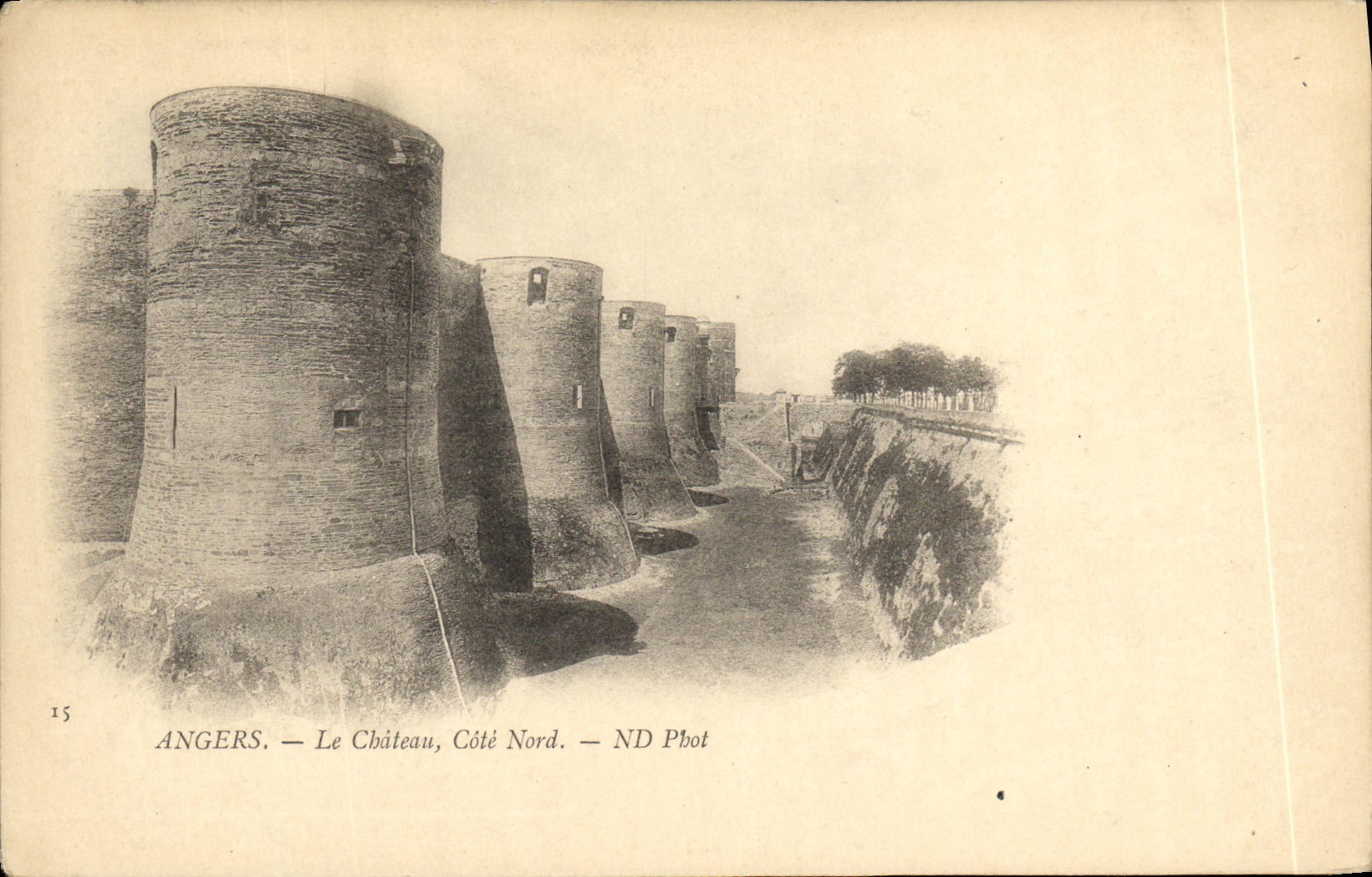 CPA Angers Le Chateau Cote Nord