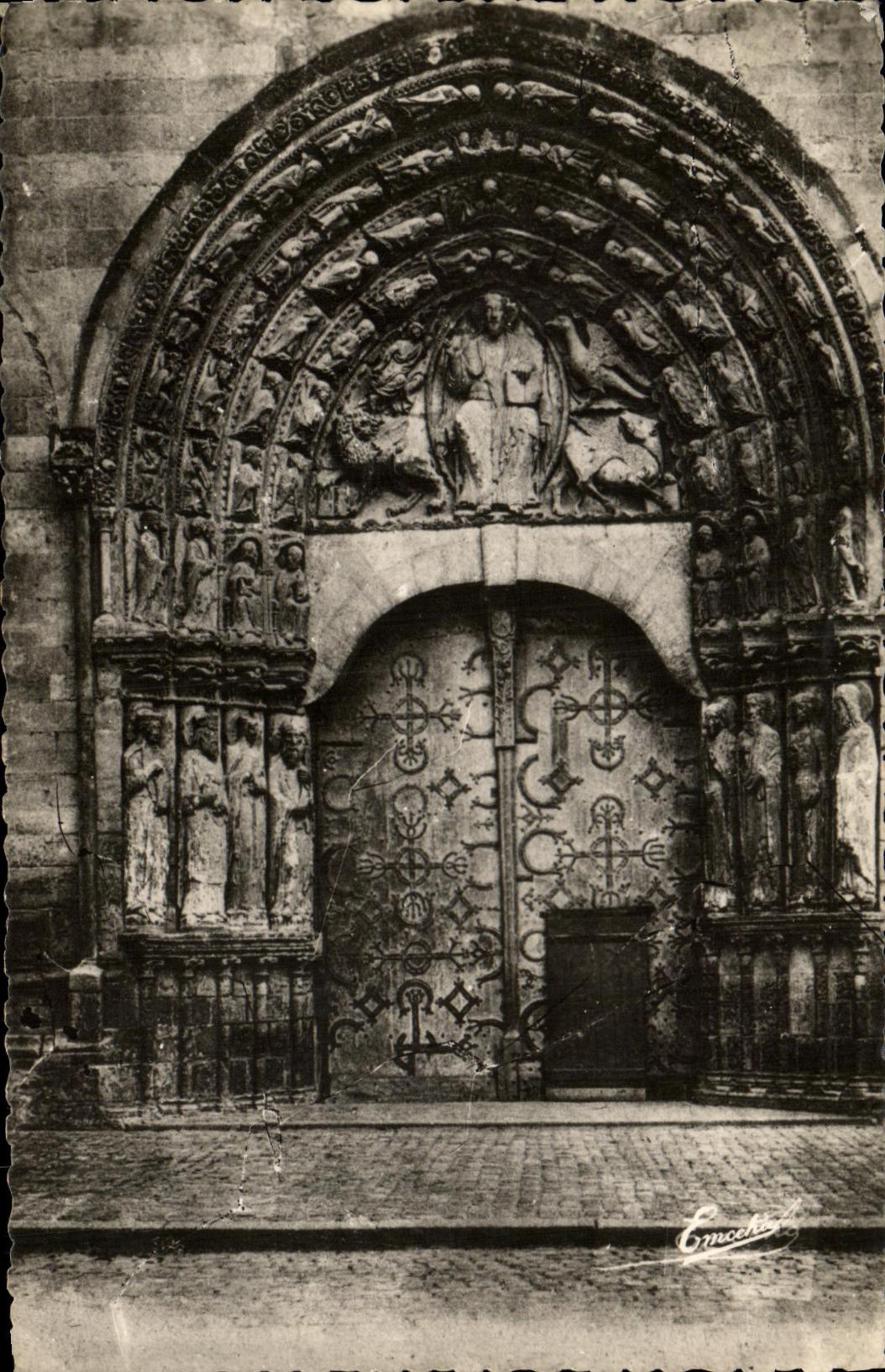 CPM Angers Le Portail de la Cathedrale