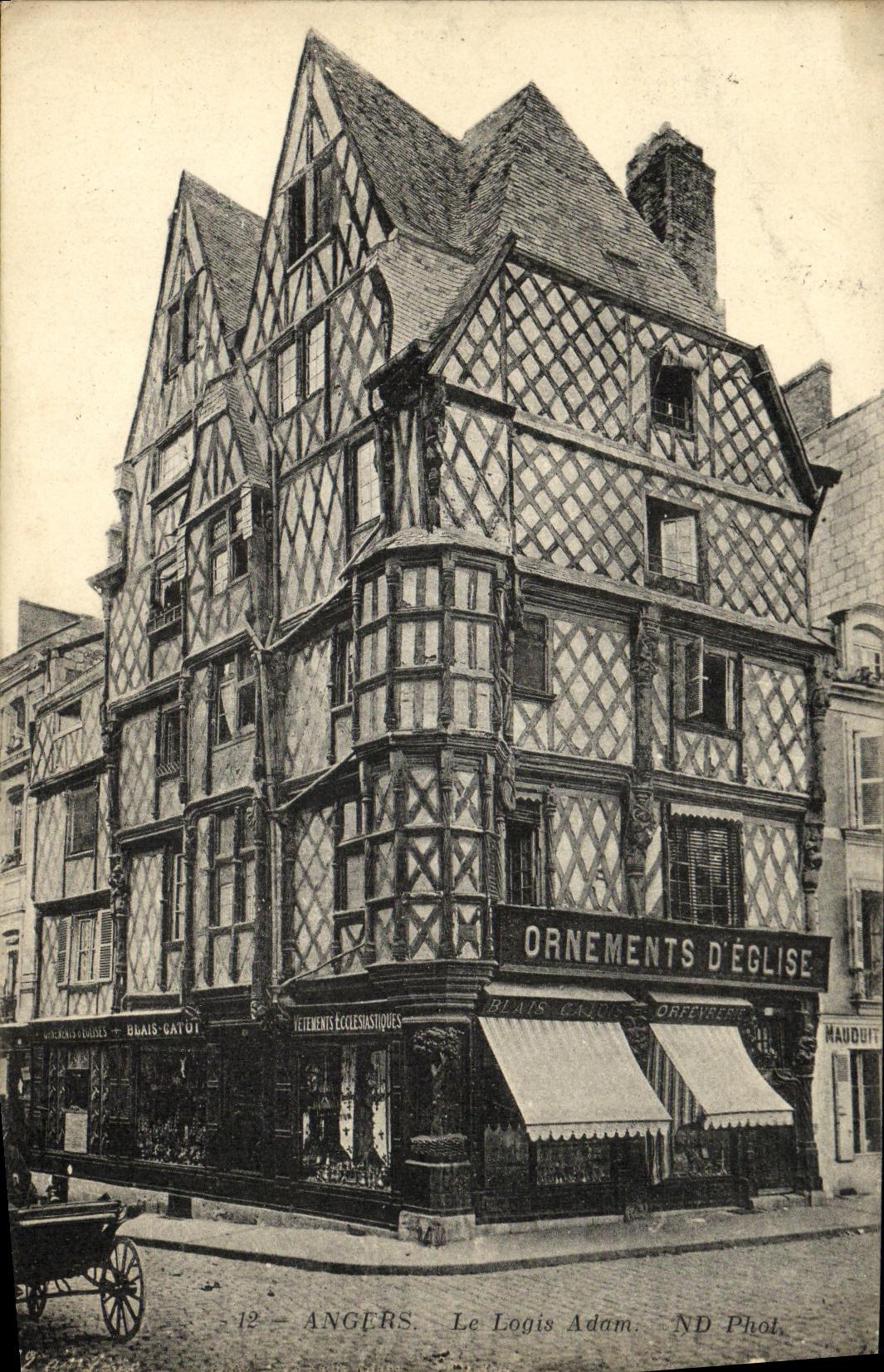 CPA Angers Le Logis Adam Ornements d eglise