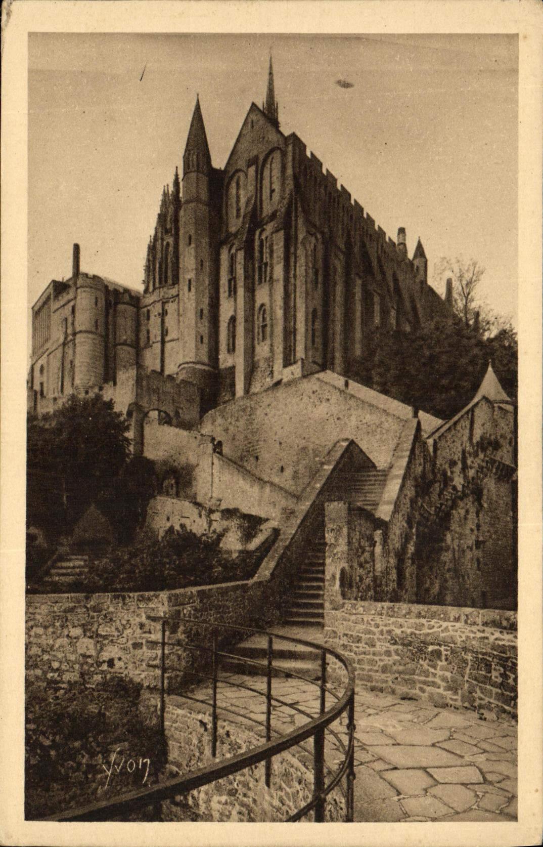 CPA Mont Saint Michel La Merveille vue de la Tour du Nord