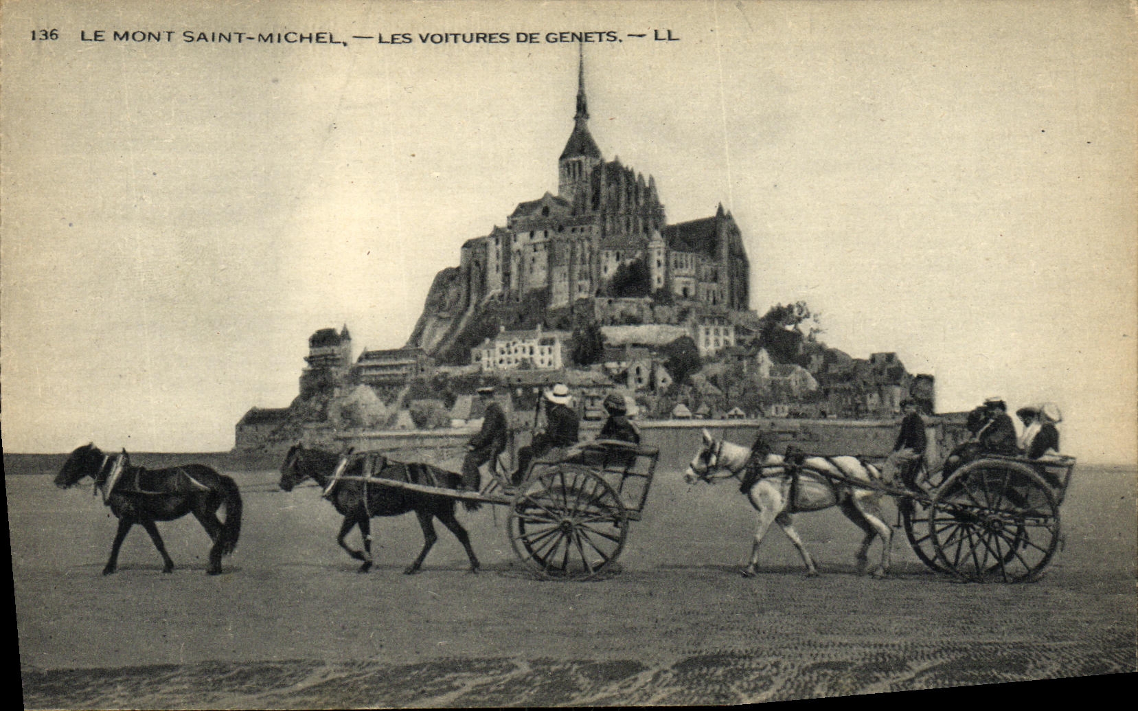 CPA Le Mont Saint Michel Les Voitures de Genets