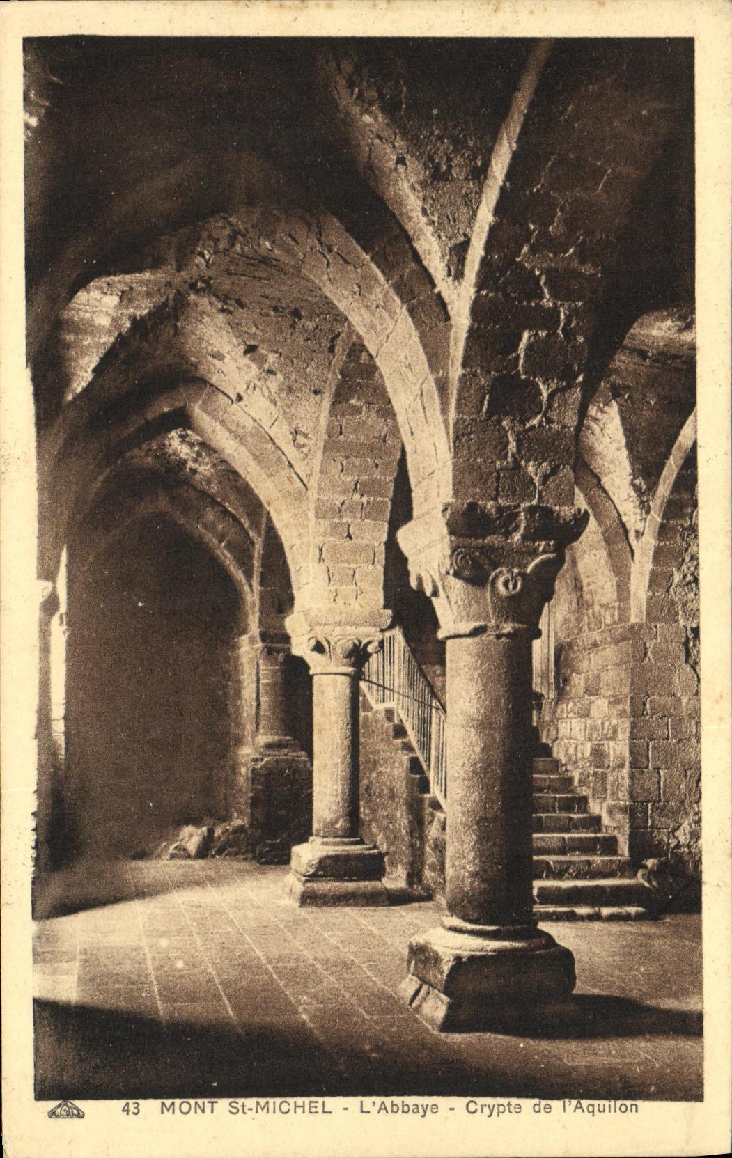 CPA Mont St Michel L Abbaye Crypte de l Aquilon