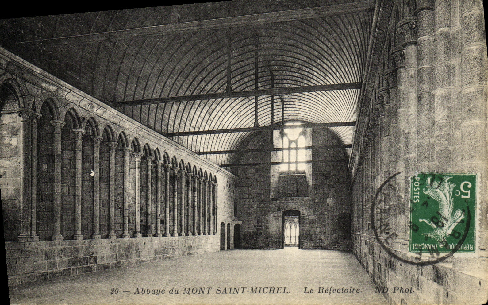 CPA Abbaye du Mont Saint Michel Le Refectoire