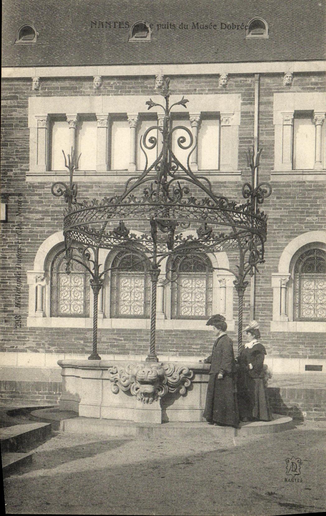 VINTAGE POSTCARD Nantes the Well of the Museum Dobree Women