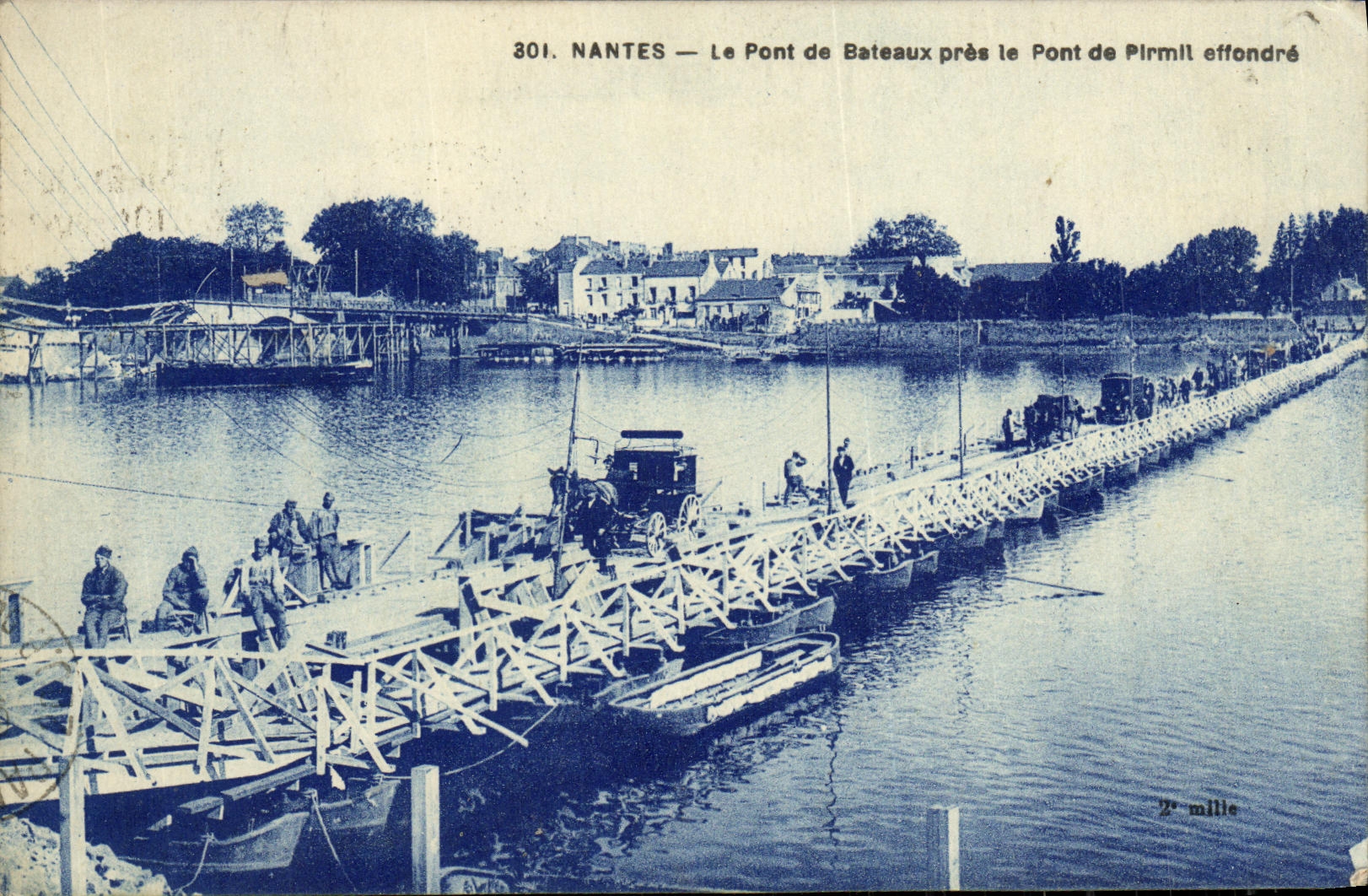 VINTAGE POSTCARD Nantes the Bridge of Boats close the Bridge of Pirmil breaks down