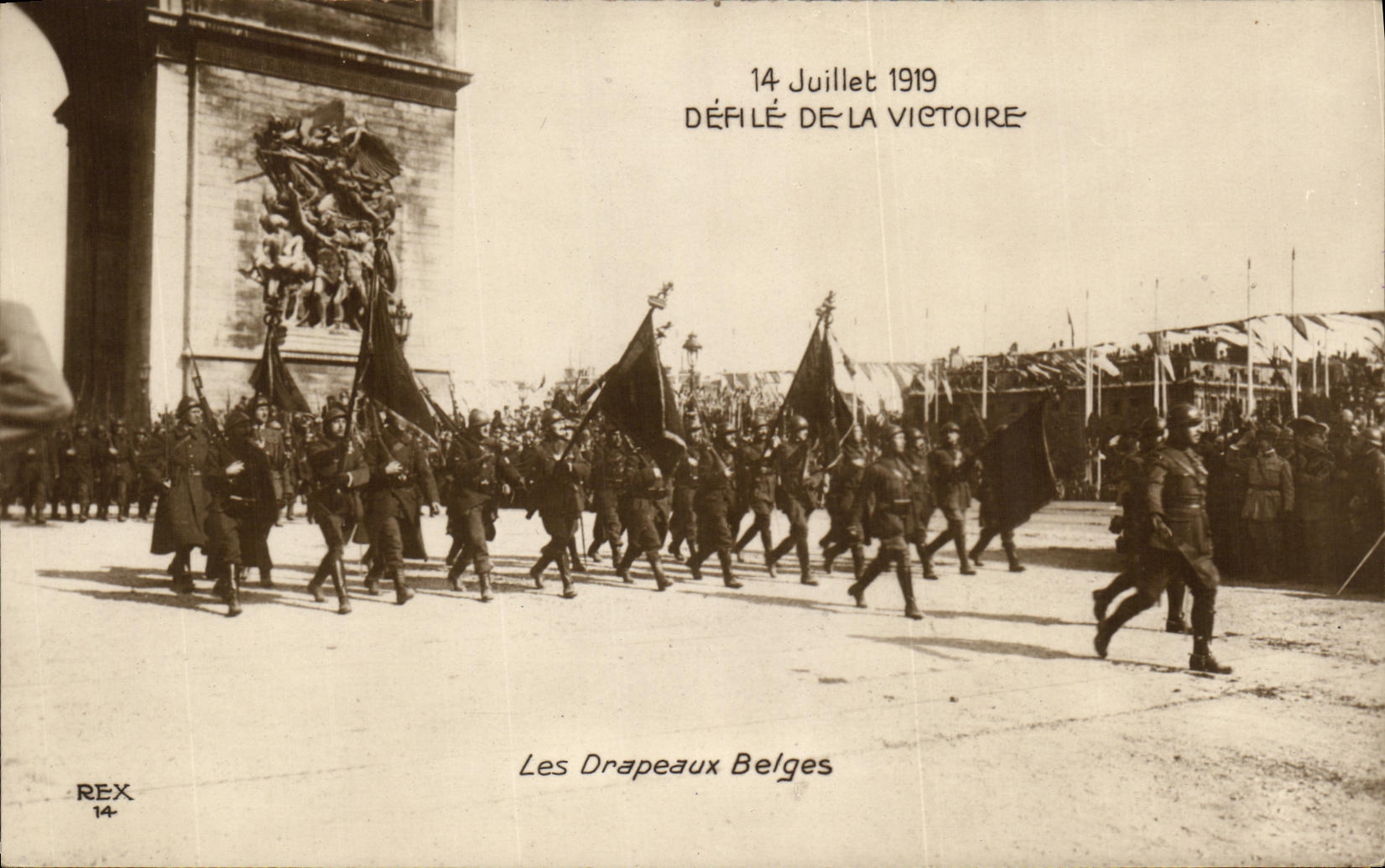 VINTAGE POSTCARD July 14th  1919 Ravelled of the Victoire the Belgian Flags Militaria