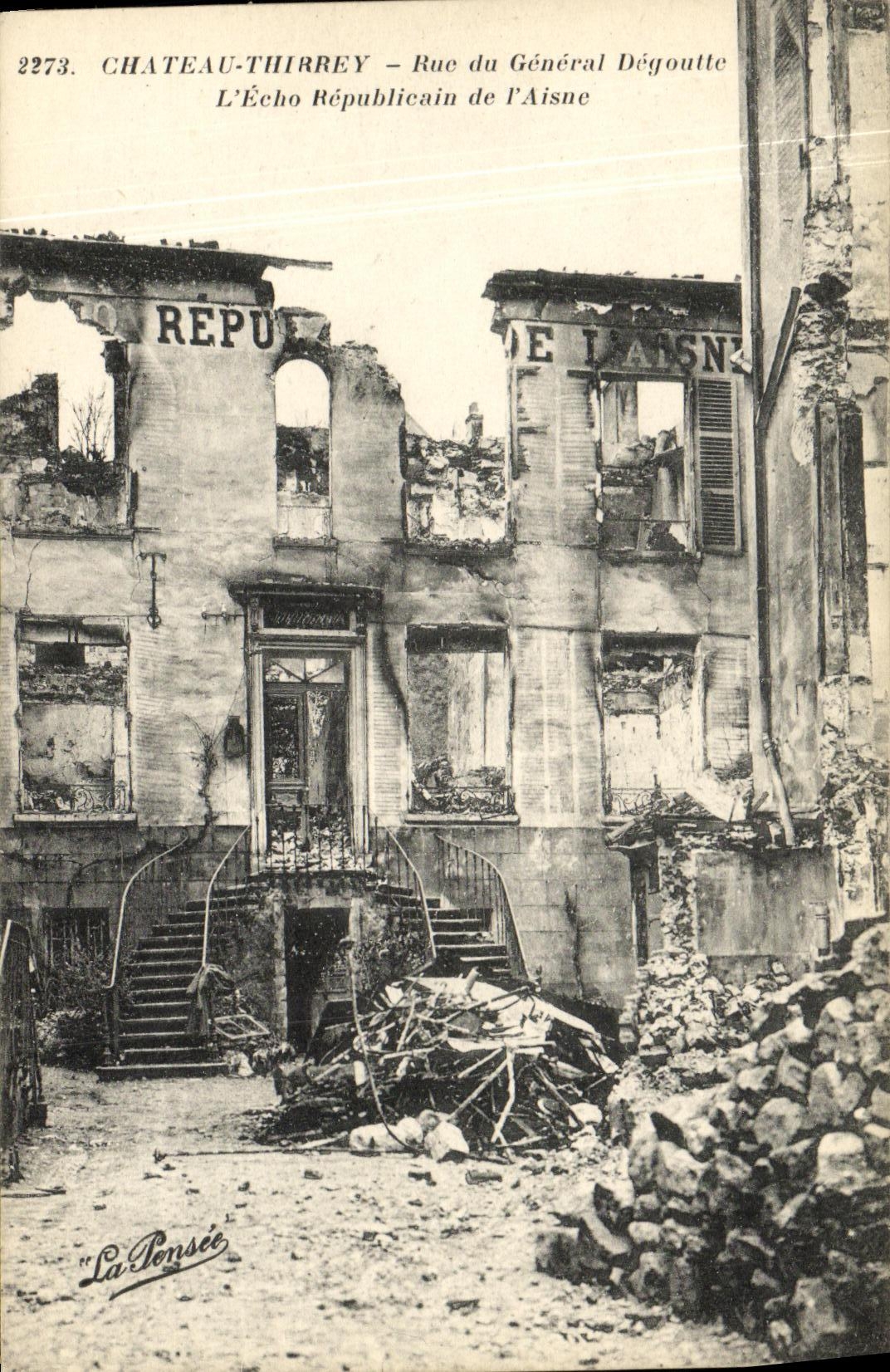 VINTAGE POSTCARD Militaria Castle Thirrey Rue of General Drips L Bait republican of L Aisne Journal