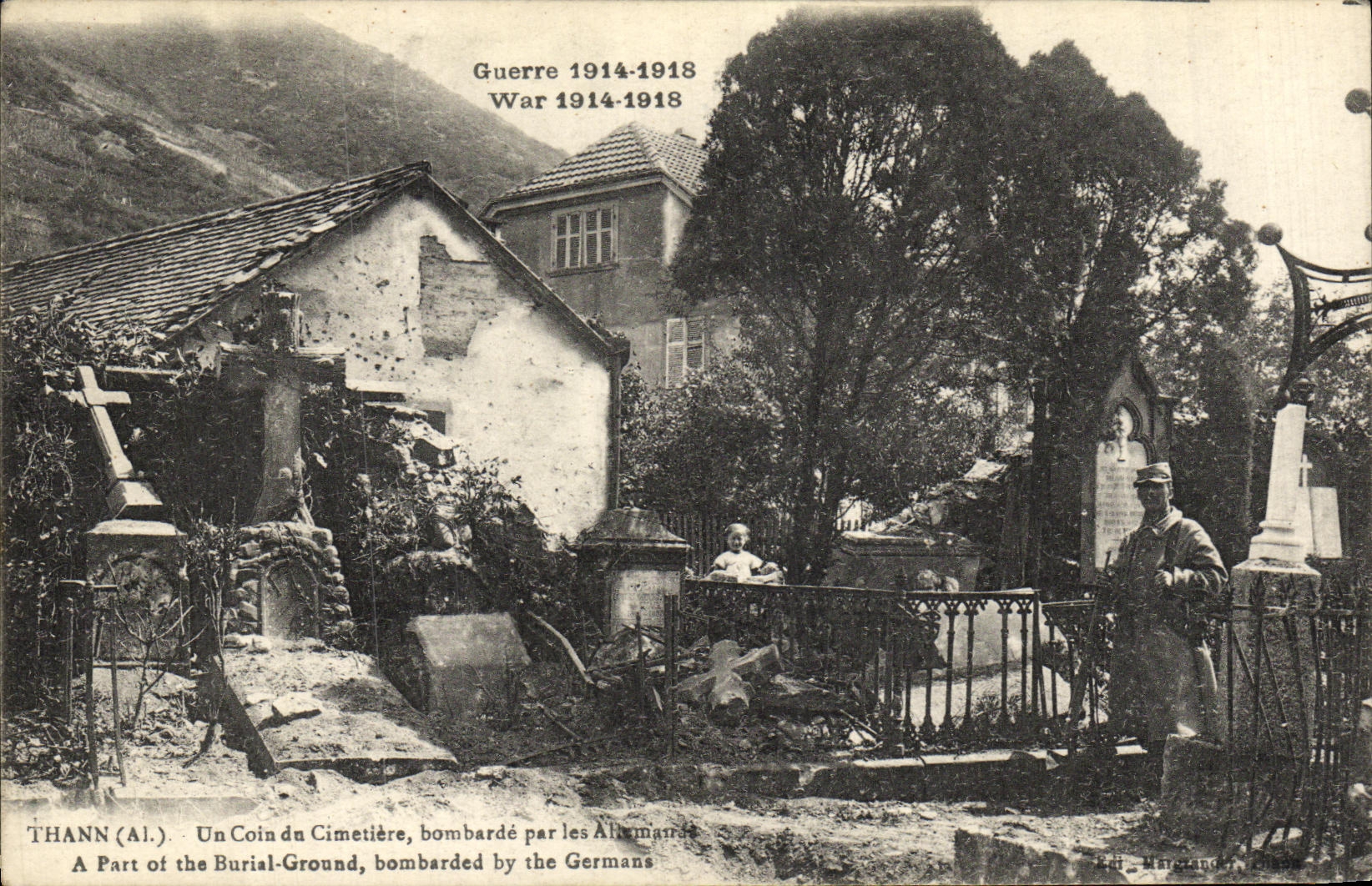 POSTAL Militaria Thann de la VENDIMIA que una esquina del cementerio bombardea por el aleman