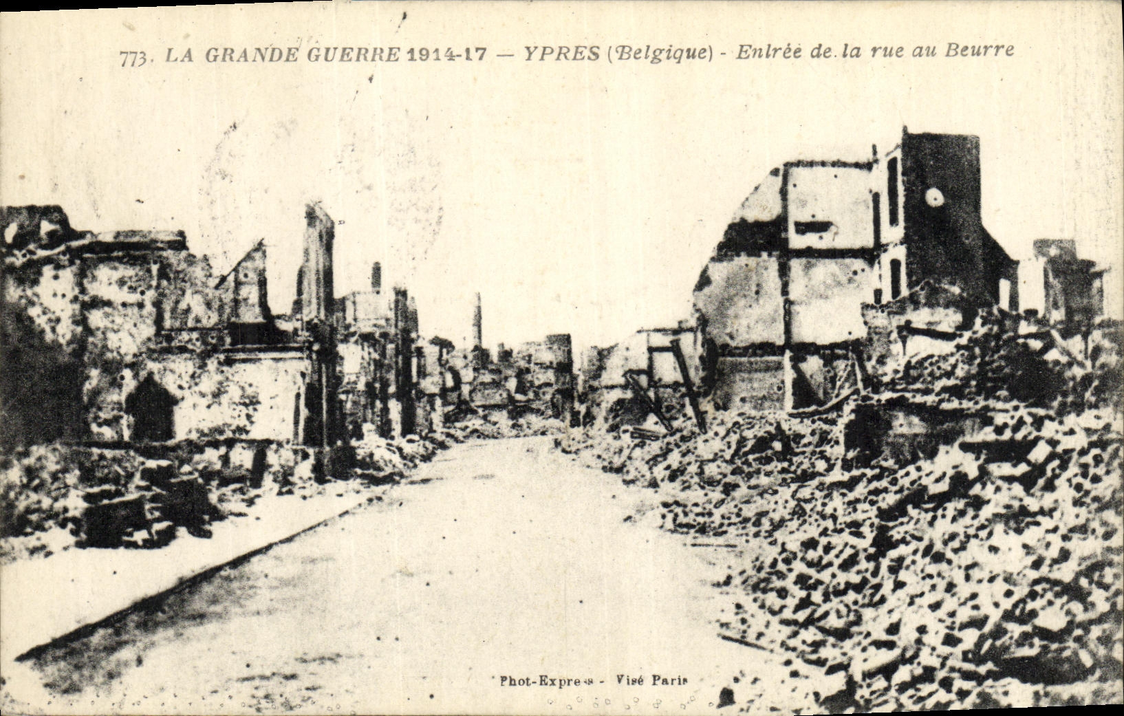 VINTAGE POSTCARD Militaria the Ypres Great War Entered of the Street to Butter