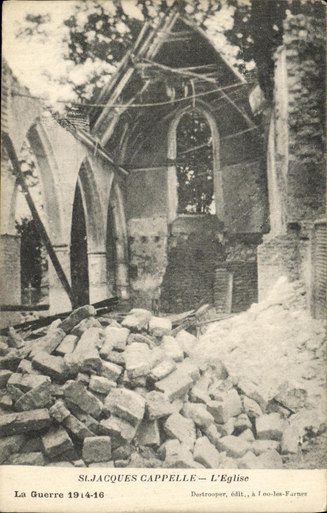 VINTAGE POSTCARD Militaria St Jacques Cappelle L Church