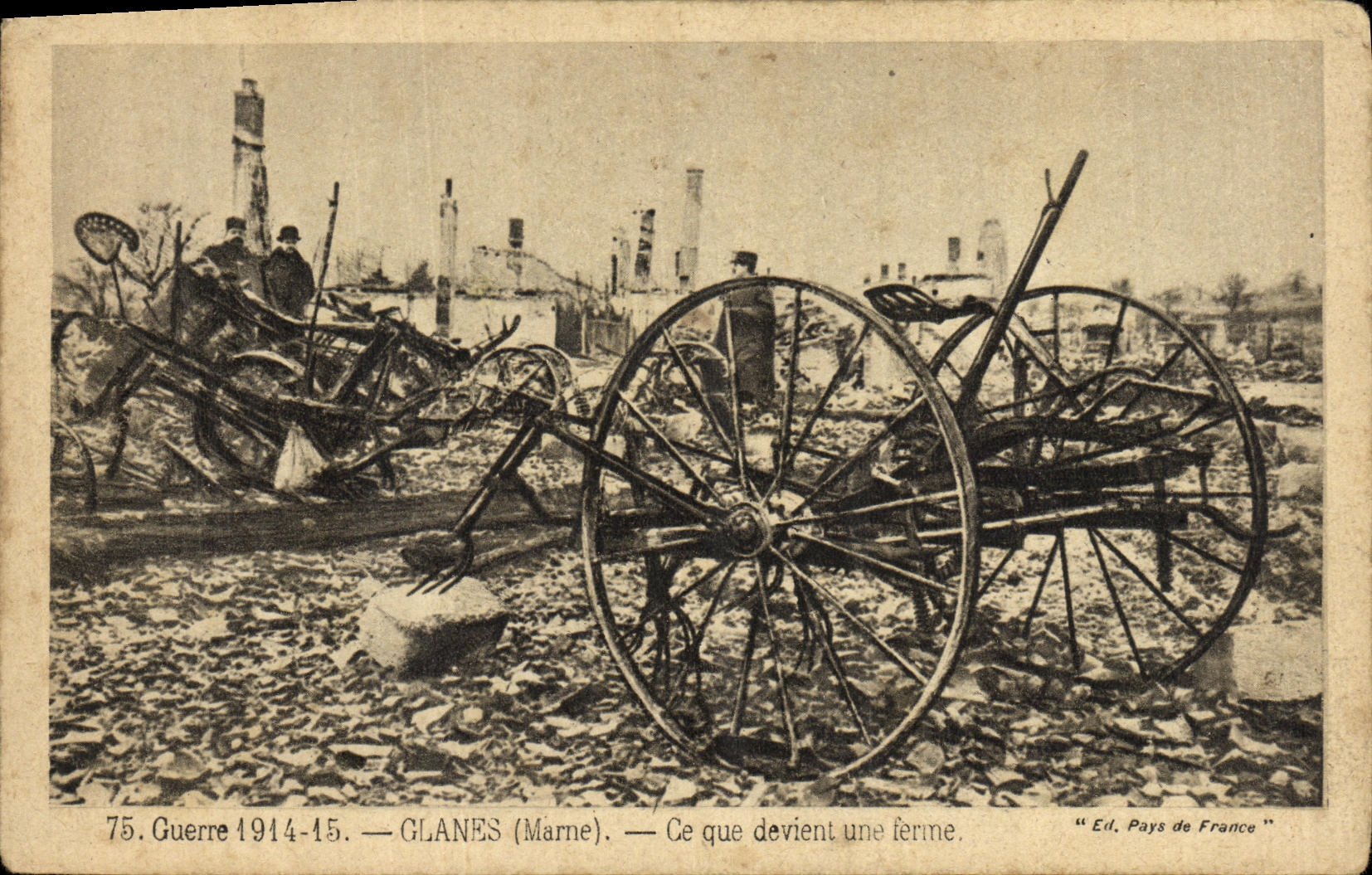 VINTAGE POSTCARD Militaria War Glanes the Marne what Becomes a farm