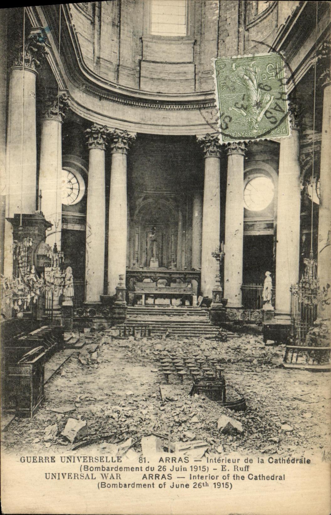 VINTAGE POSTCARD Militaria War Univerelle Arras Interior of the cathedral