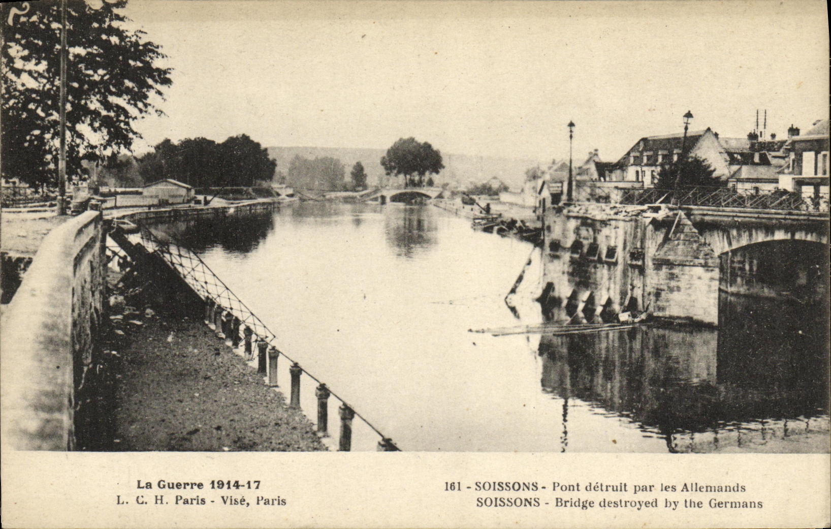 CPA Militaria Soissons Pont detruit par les Allenands