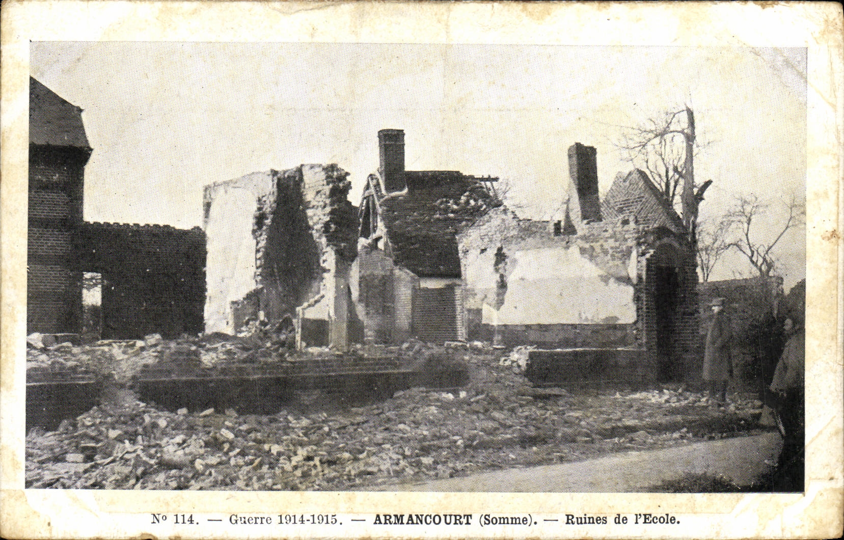 VINTAGE POSTCARD Militaria War Armancourt Ruins of L School