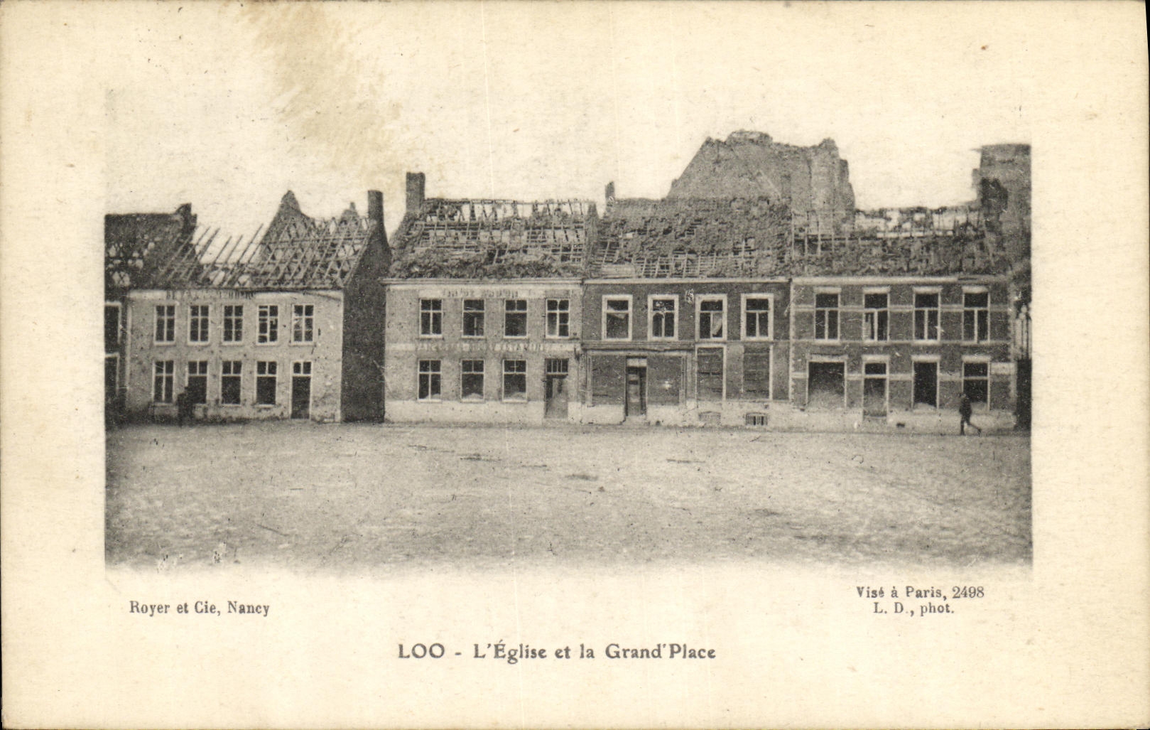 VINTAGE POSTCARD Loo L Church and the Large Militaria De luxe hotel