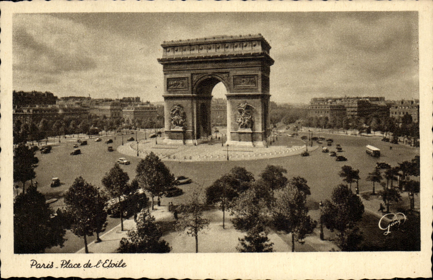 La POSTAL Paris de la VENDIMIA pone L Etoile