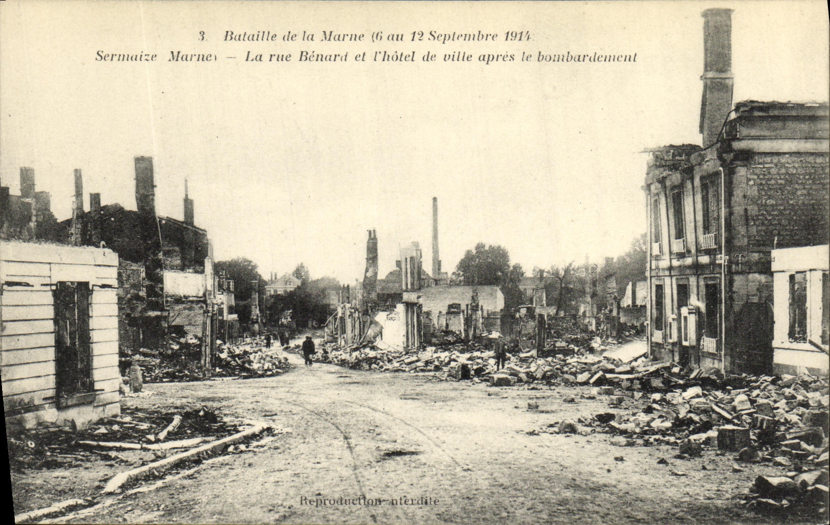 VINTAGE POSTCARD Militaria Battles of the Sermaize Marne the street and L town hall after the bombardment