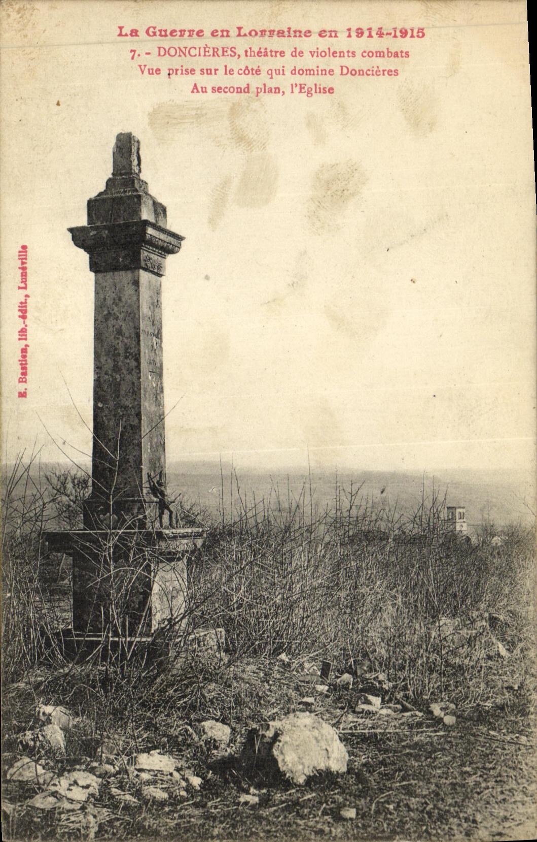 VINTAGE POSTCARD Militaria Doncieres