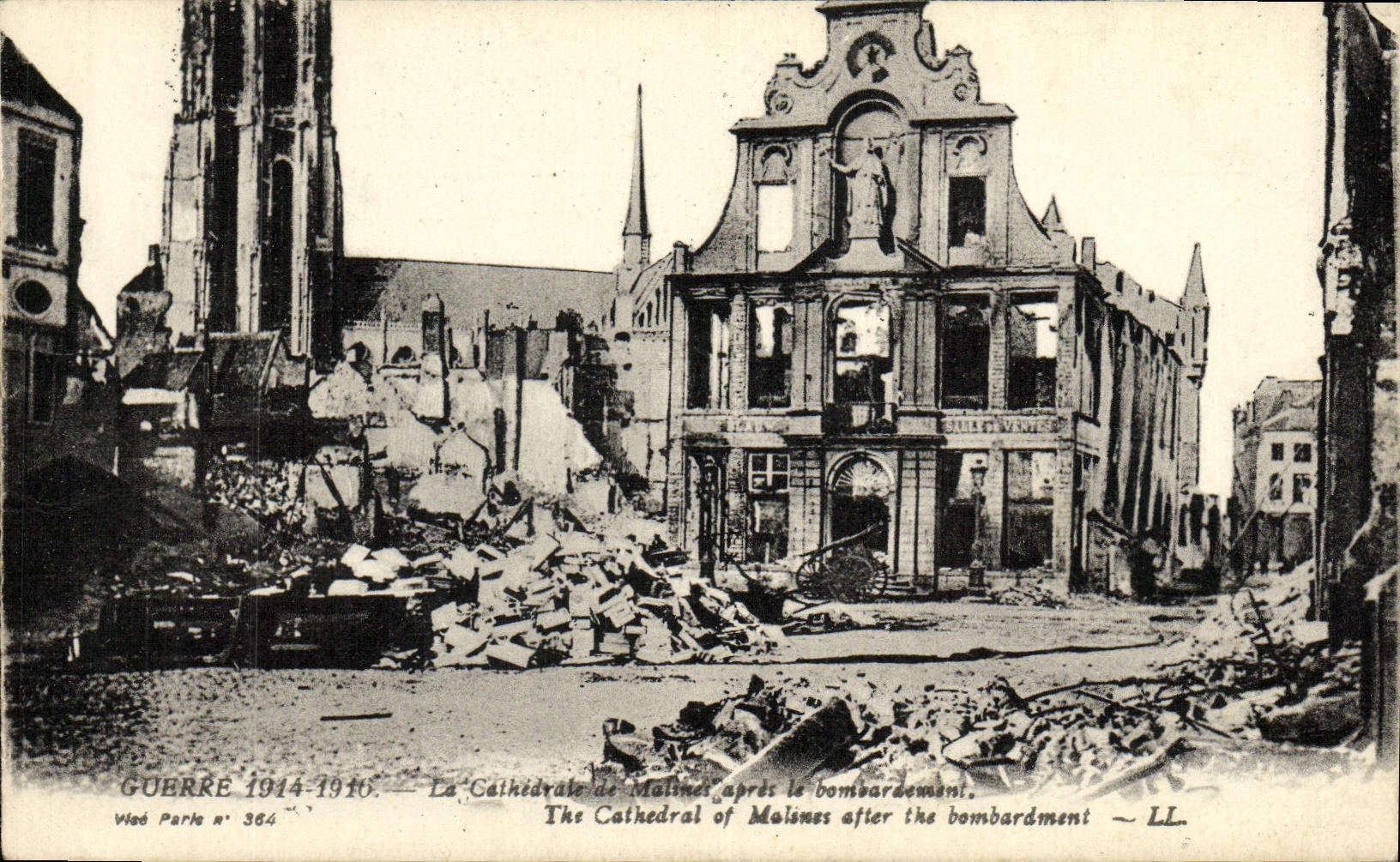 VINTAGE POSTCARD Militaria the cathedral the Malignant ones after the bombardment