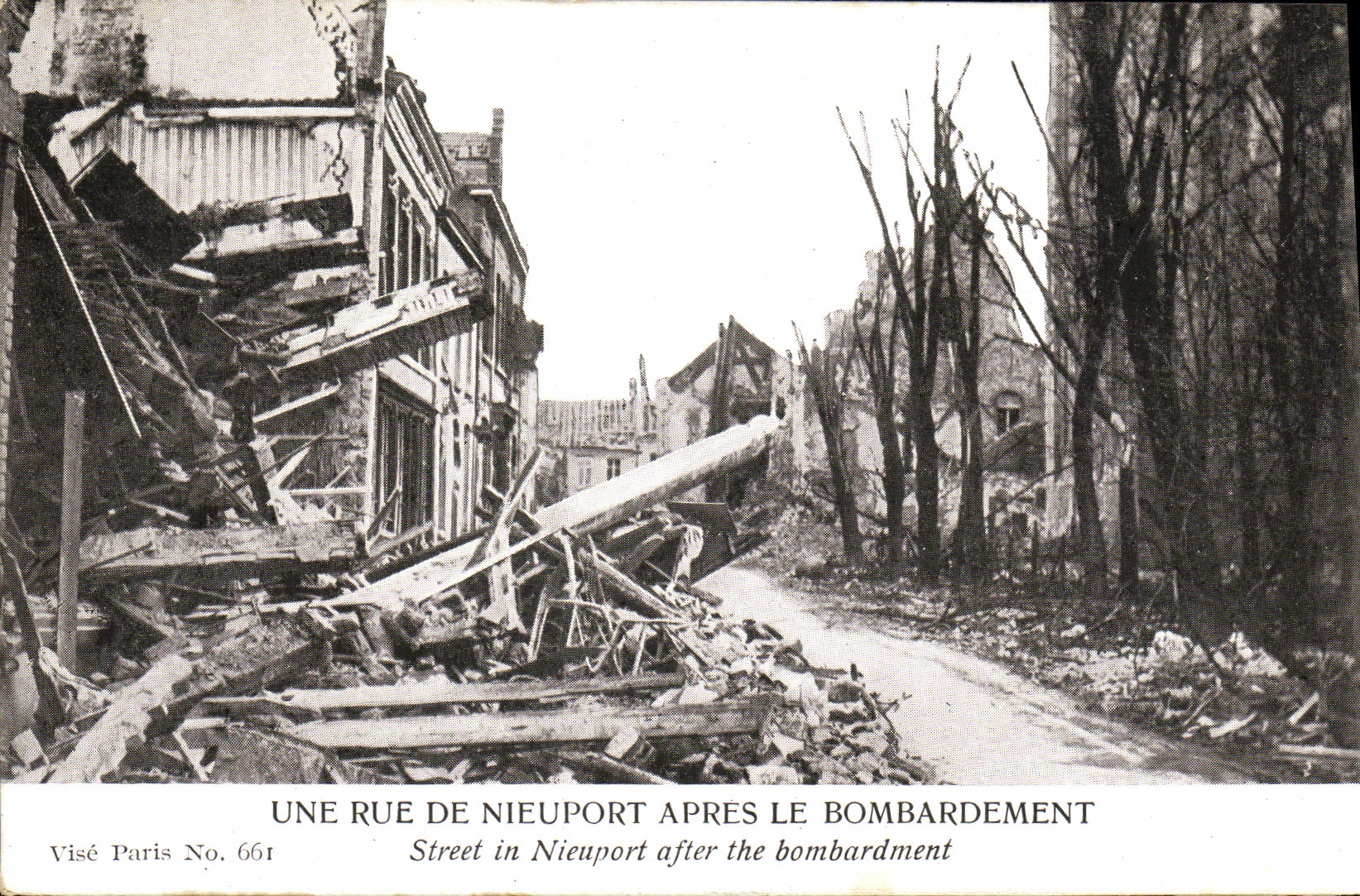 VINTAGE POSTCARD Militaria a Street of Nieuport After the Bombardment