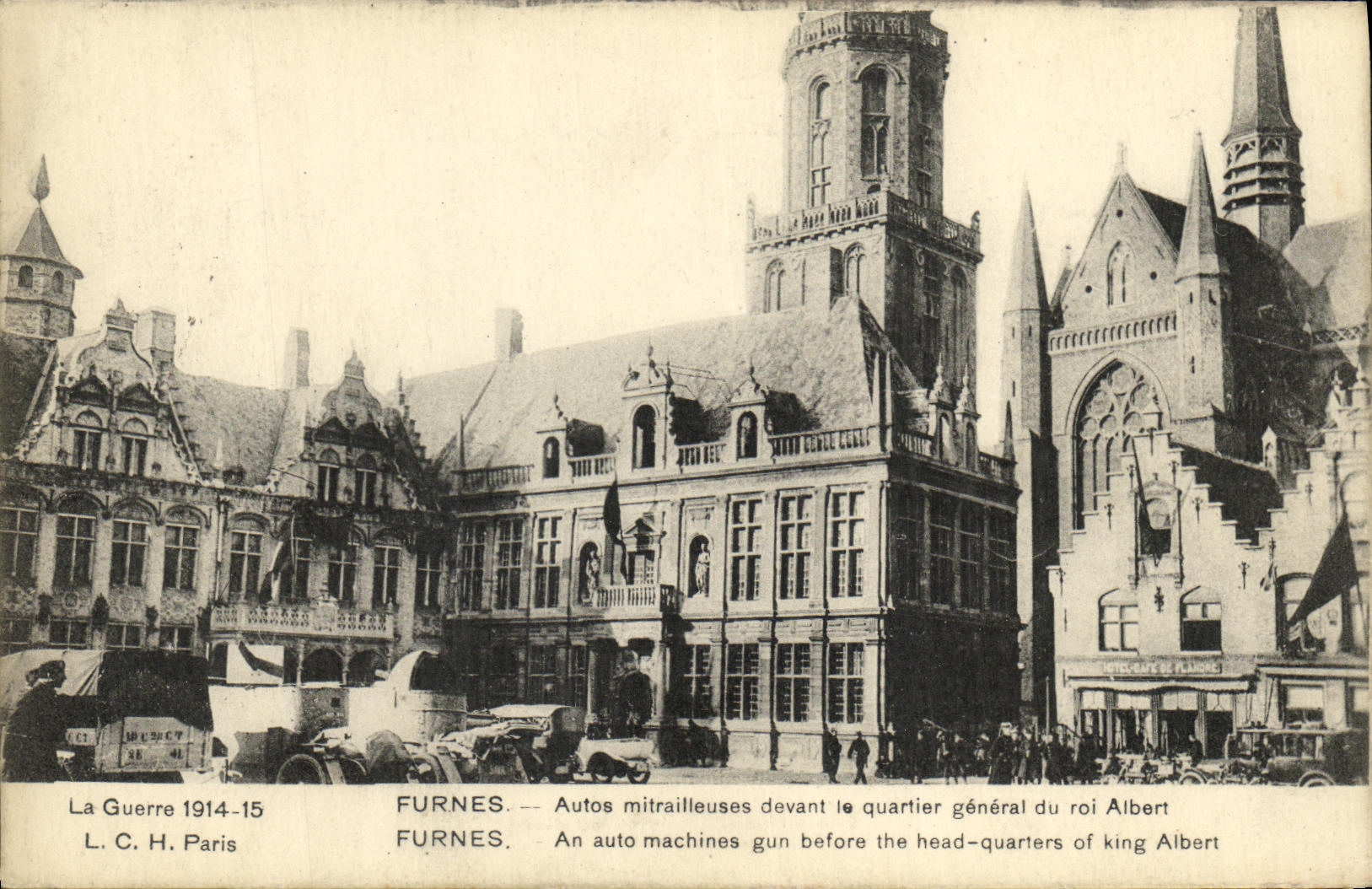 VINTAGE POSTCARD Militaria Furnes Cars machine gun before the general headquarter of king Aibert