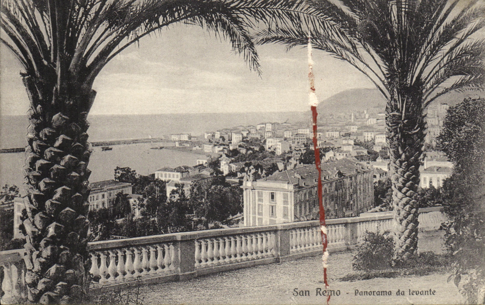 Panorama DA Levante del remo de san de la POSTAL de la VENDIMIA