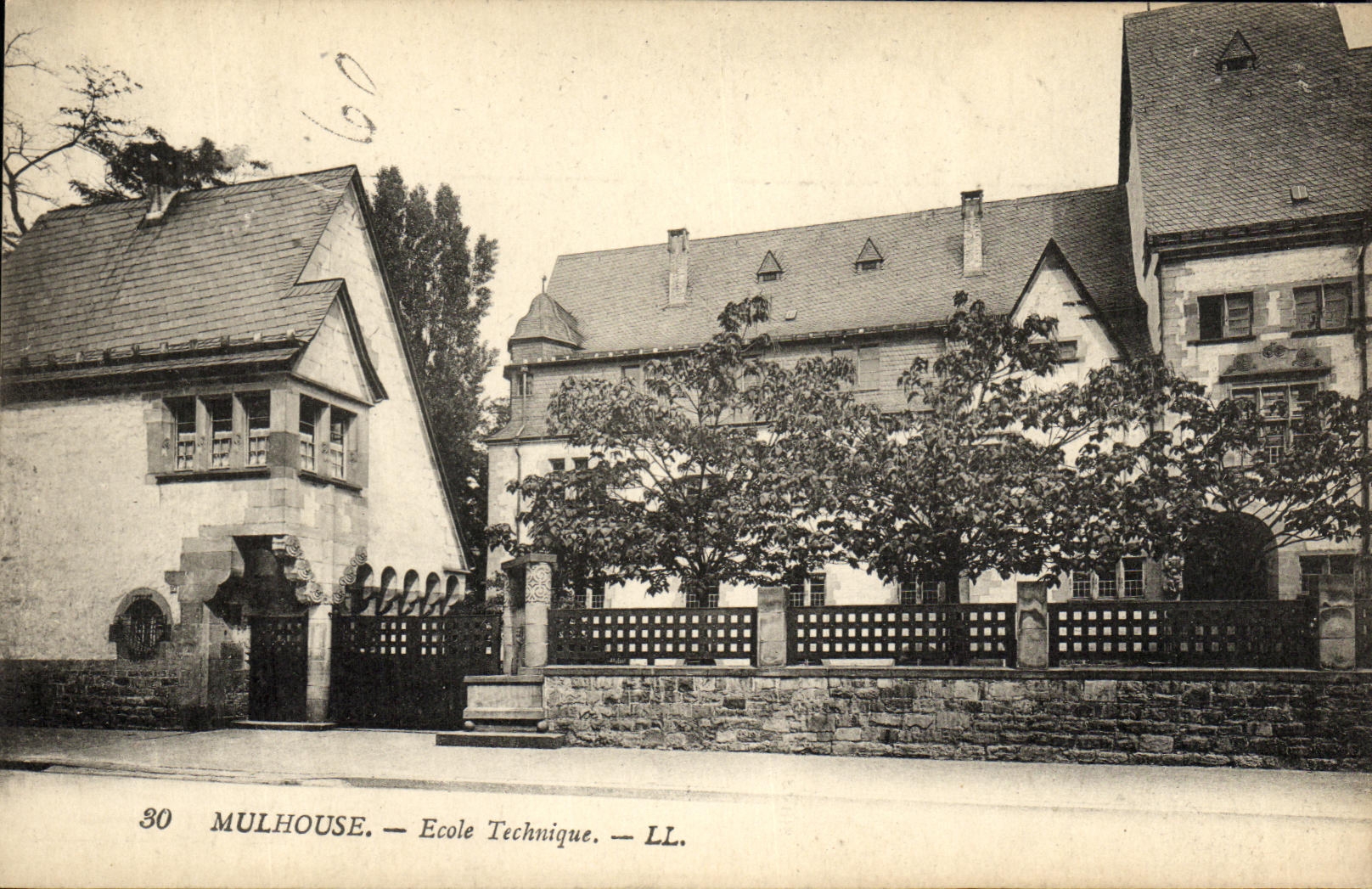 VINTAGE POSTCARD Mulhouse Technical training school