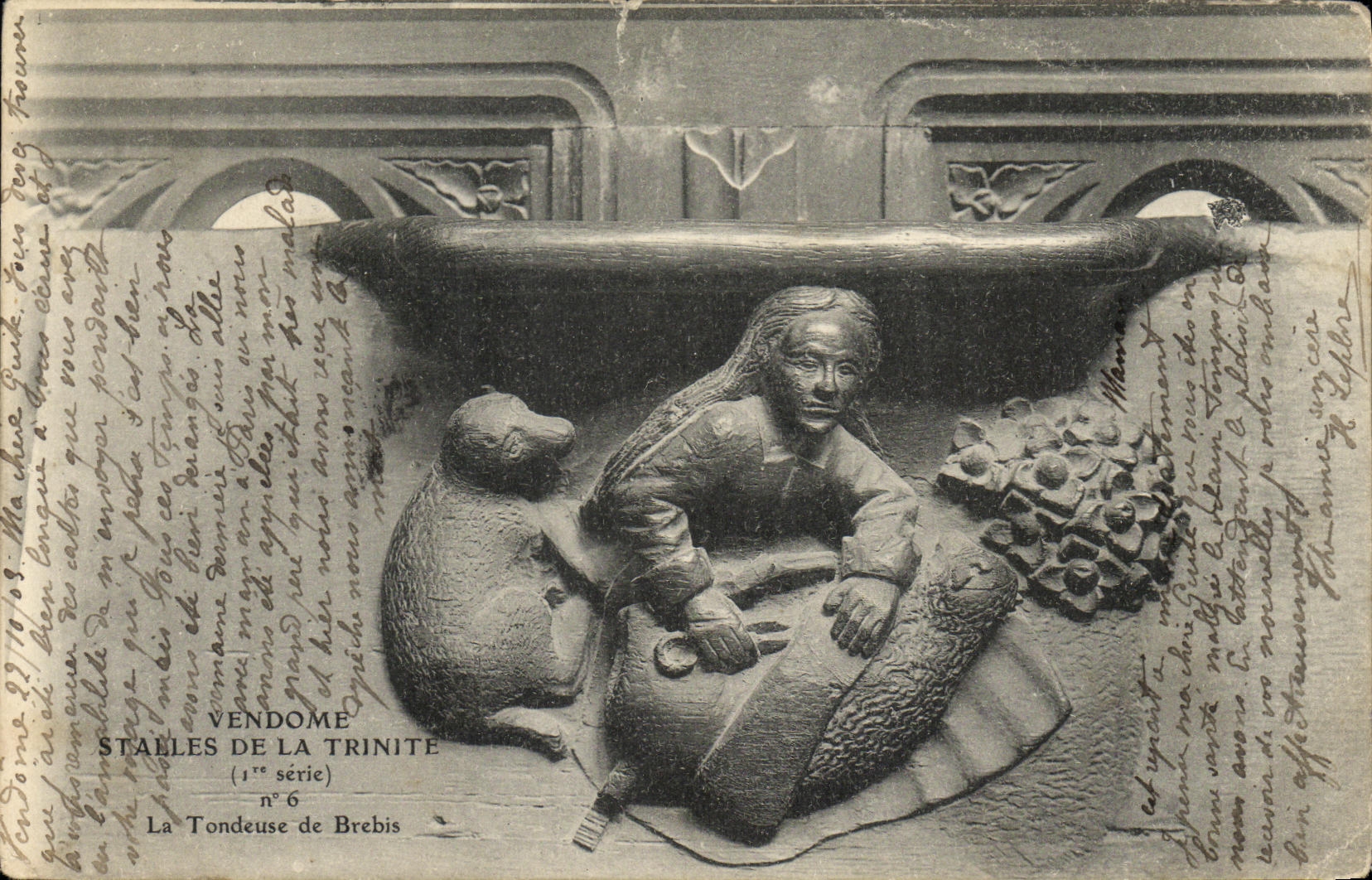 CPA Vendome Eglise de La Trinite La tondeuse de brebis Stalles