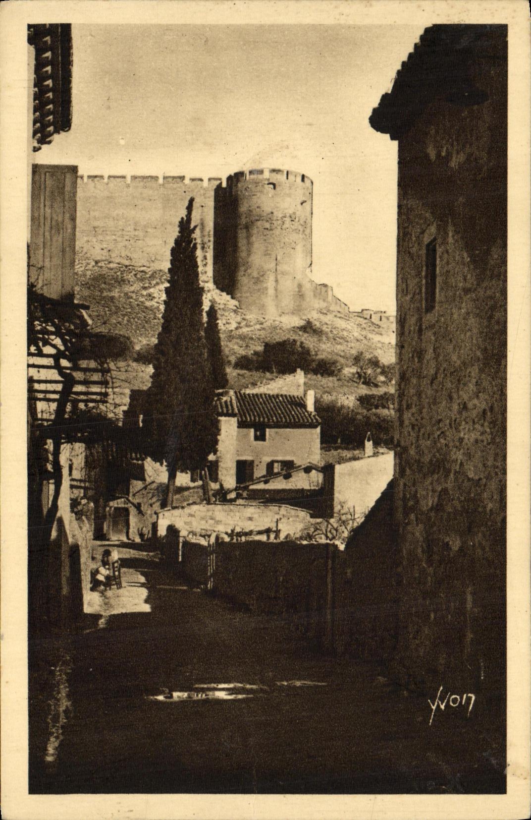 VINTAGE POSTCARD Villeneuve Avignon an Old Street Dominee by Strong St Andre
