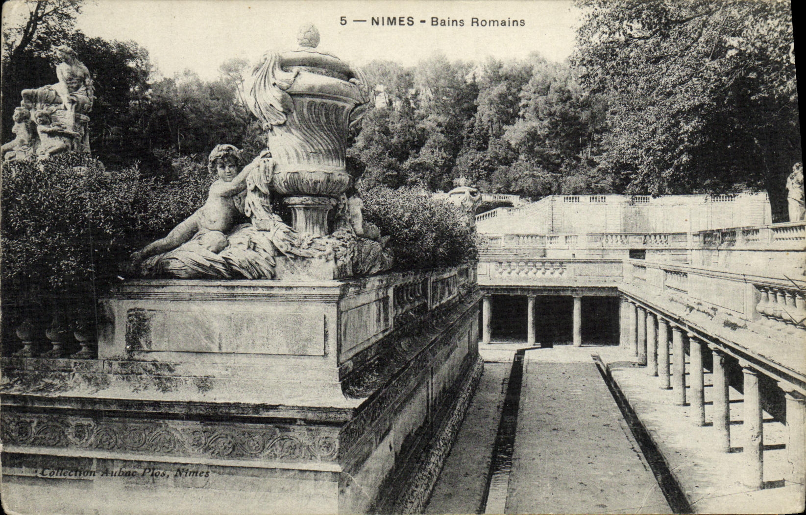 CPA Nimes Bains Romains