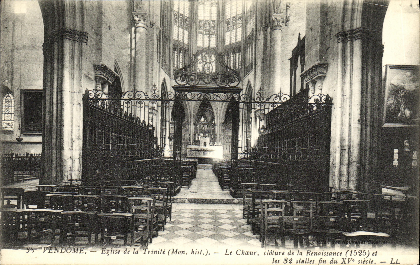 CPA Vendome Eglise de la Trinite Le choeur cloture de la Renaissance