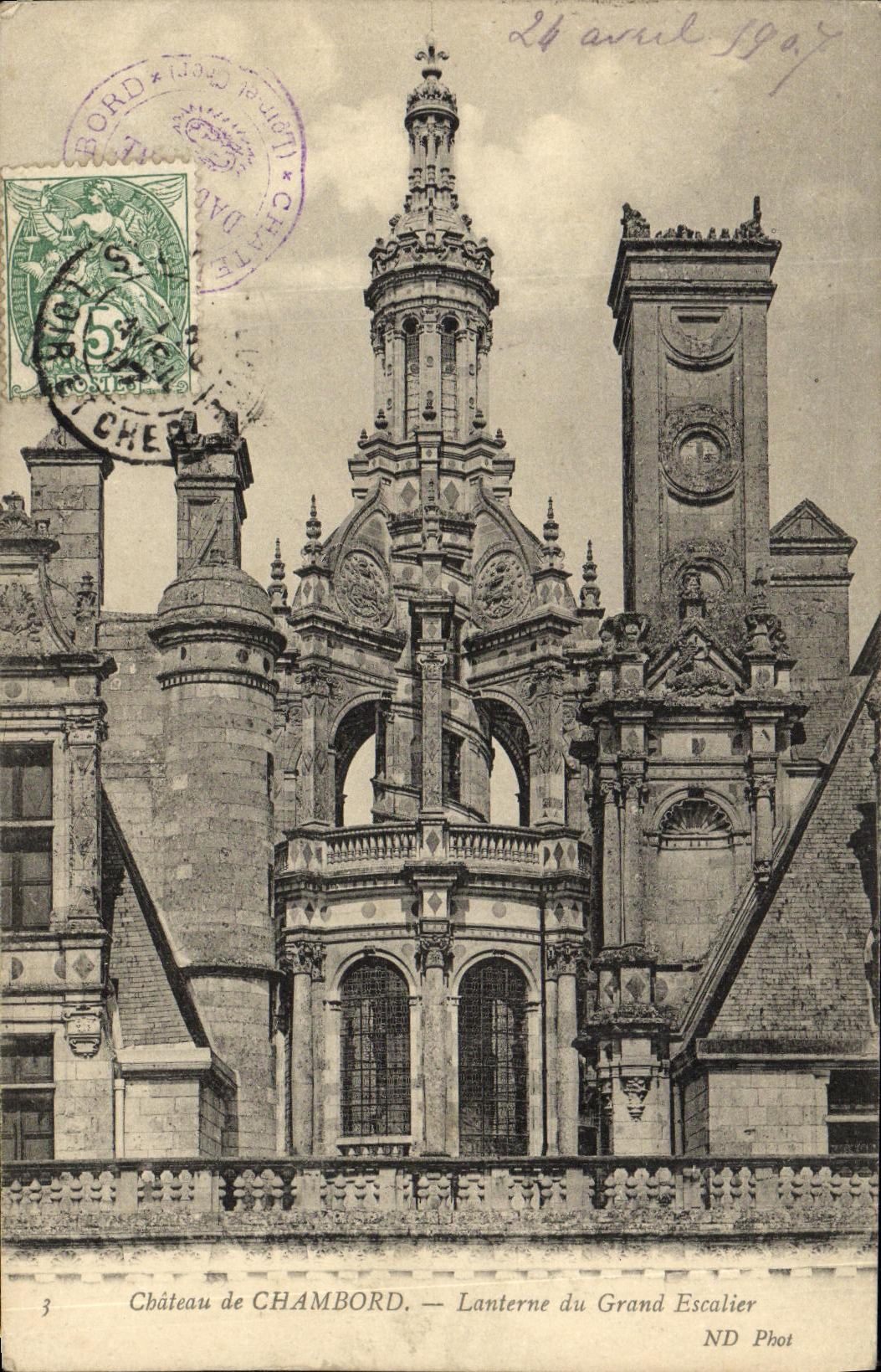 CPA Chambord Le Chateau Lanterne du Grand Escalier