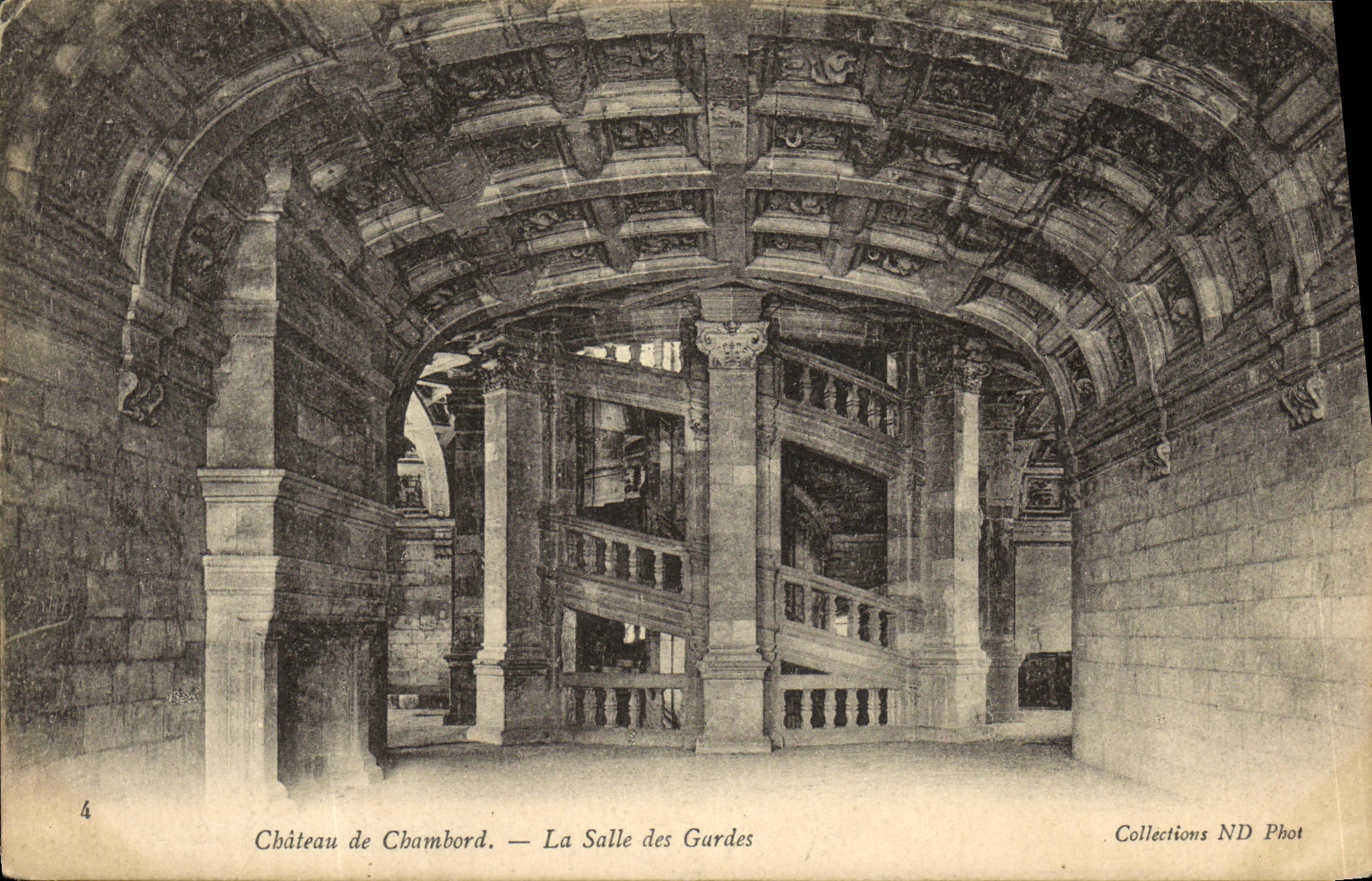 CPA Chateau de Chambord La Salle des Gurdes