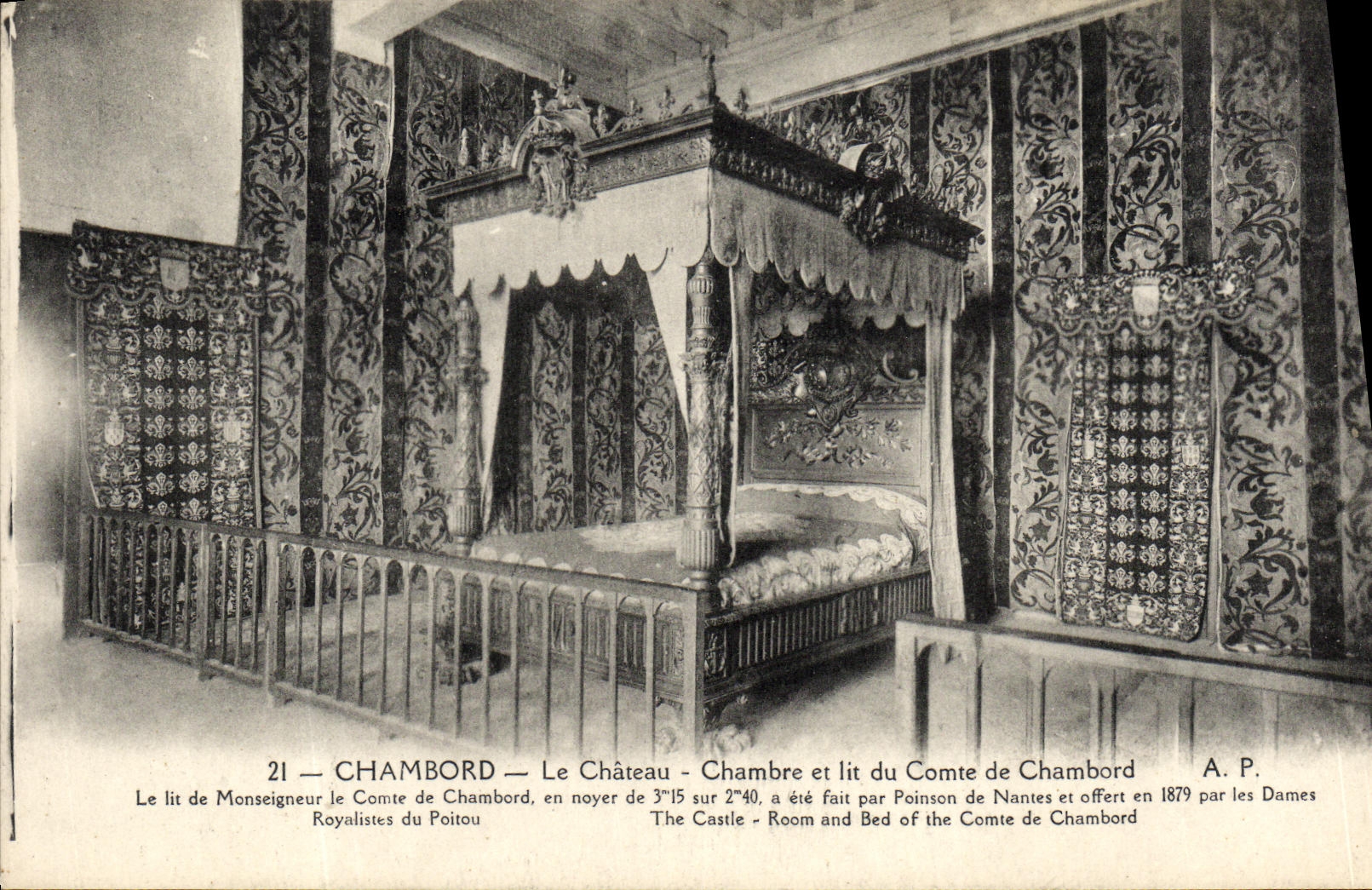 CPA Chambord Le Chateau et lit du Comte de Chambord