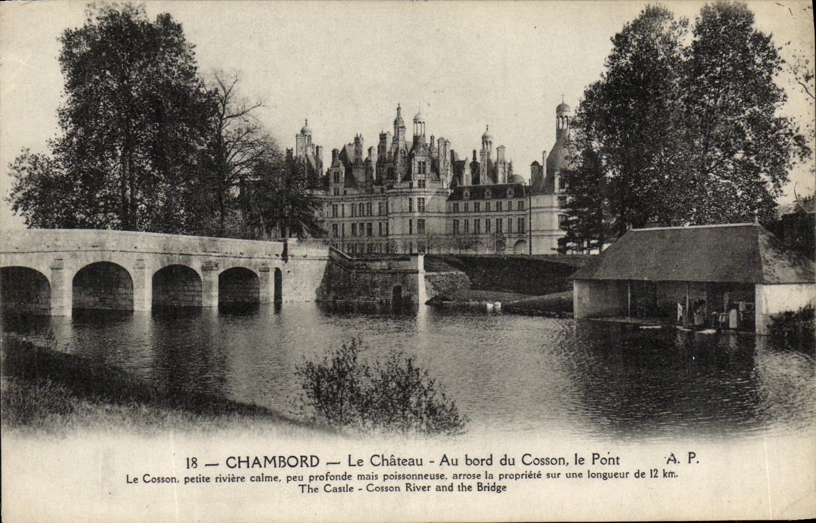 CPA Chambord Le Chateau Au bord du Cosson le Pont