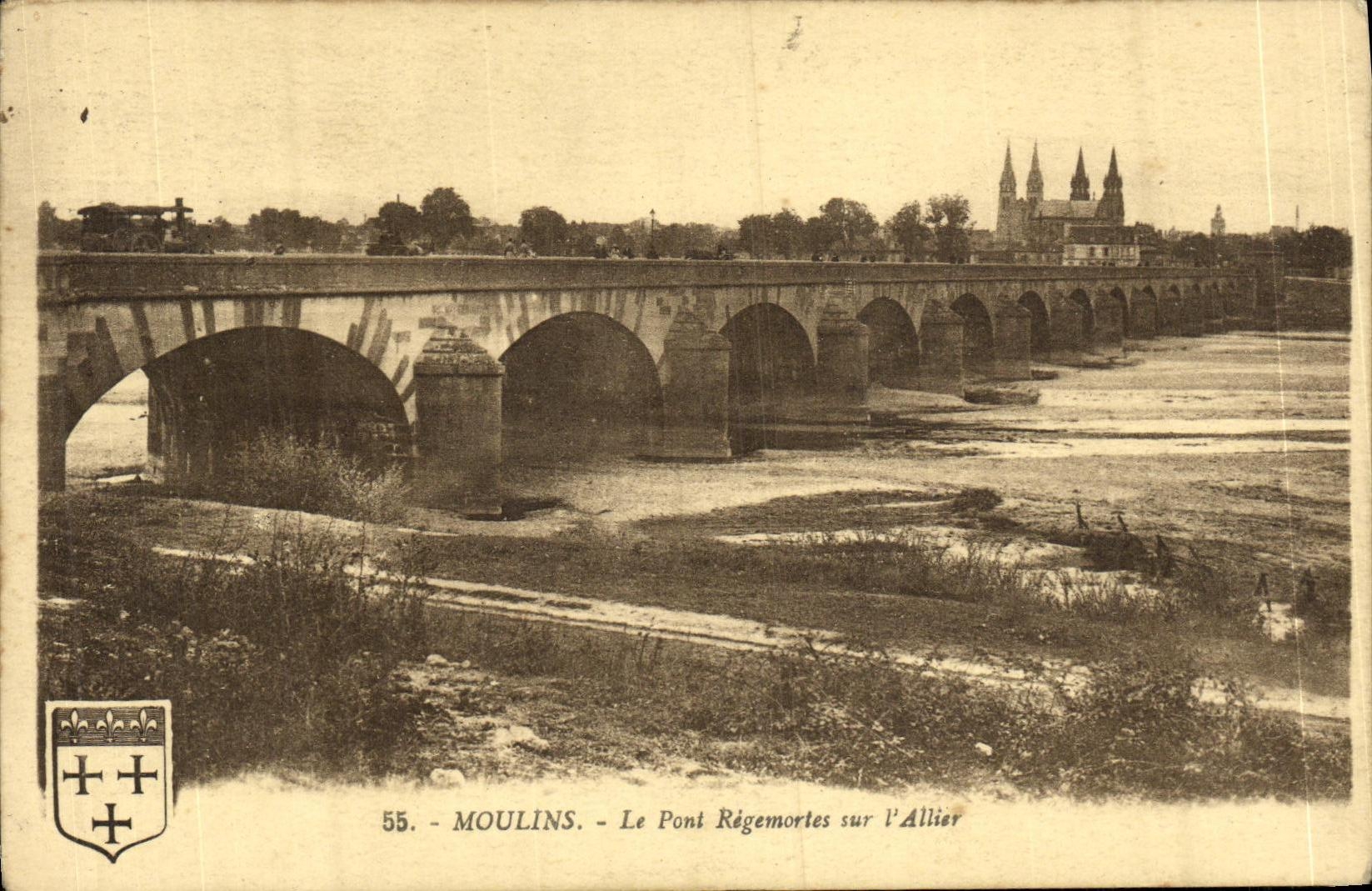 CPA Moulins Le Pont Regemortes sur Allier