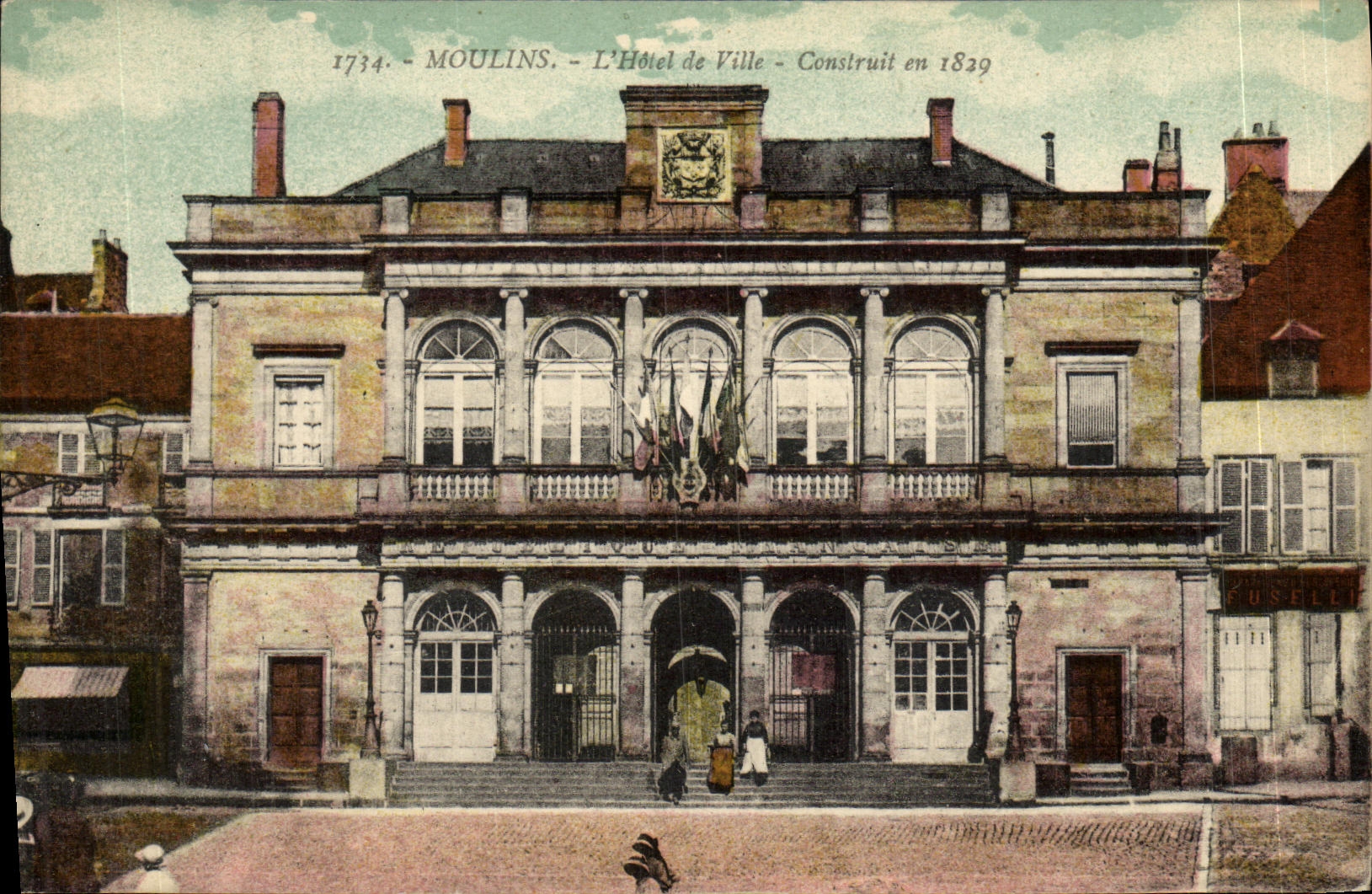 VINTAGE POSTCARD Moulins L Town hall Builds in 1829