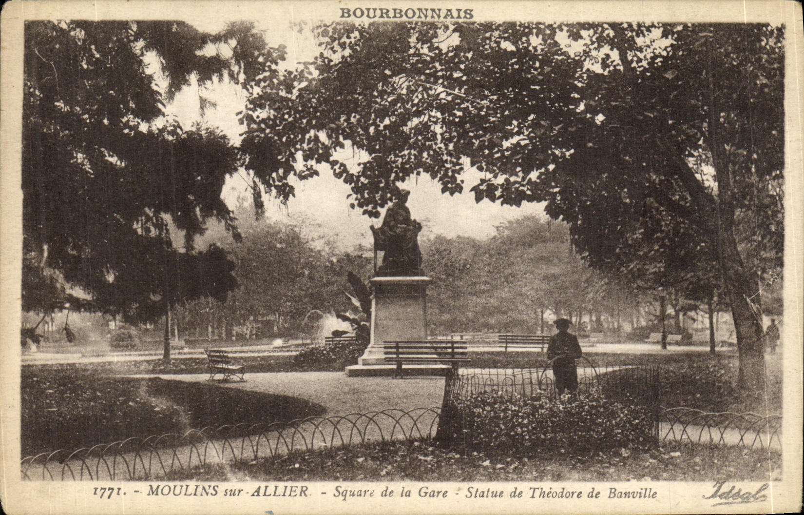 VINTAGE POSTCARD Moulins on Allier Public garden of the Statue of Theodore de Banville