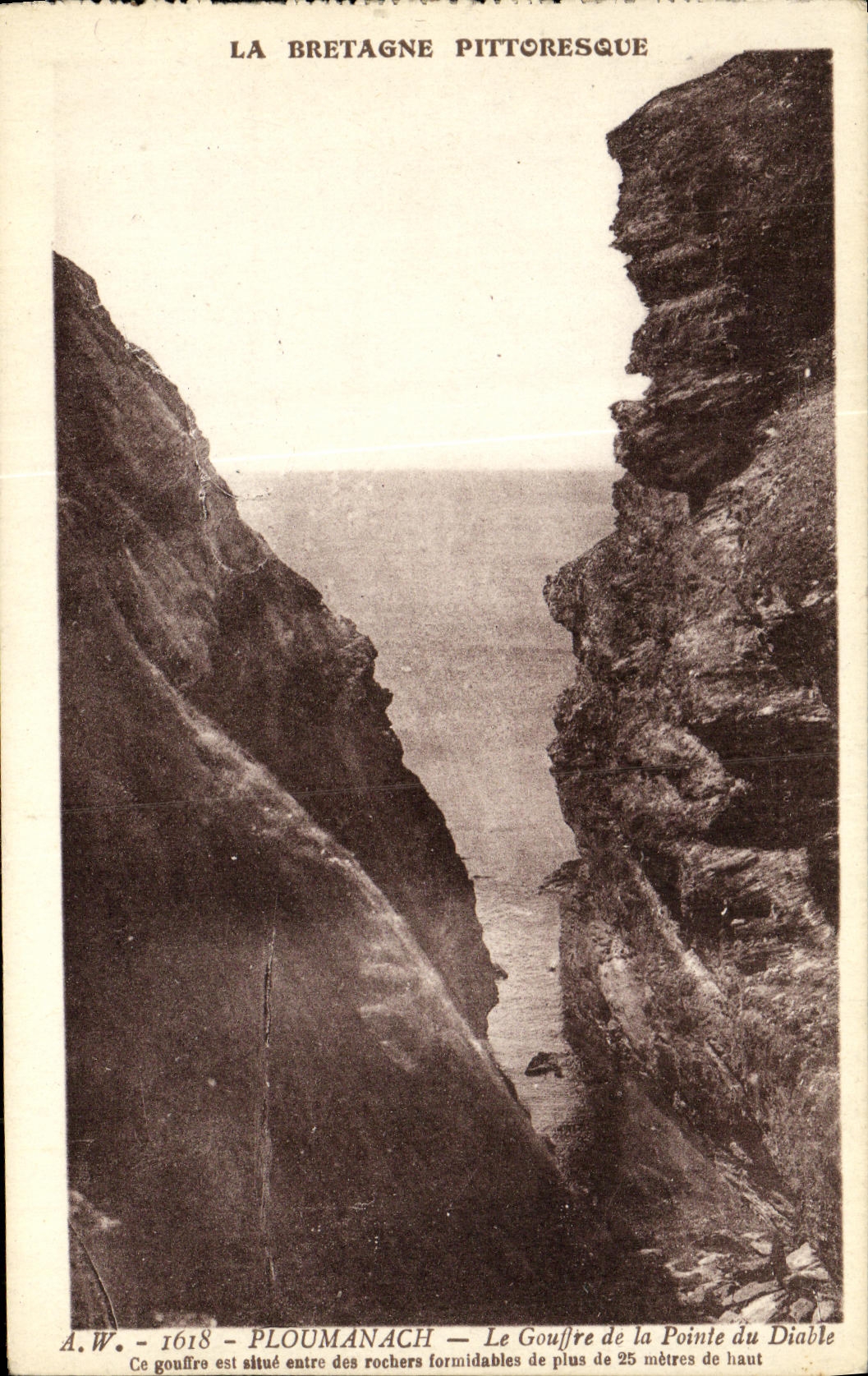 CPA Ploumanch Le Gouffre de la Pointe du diable