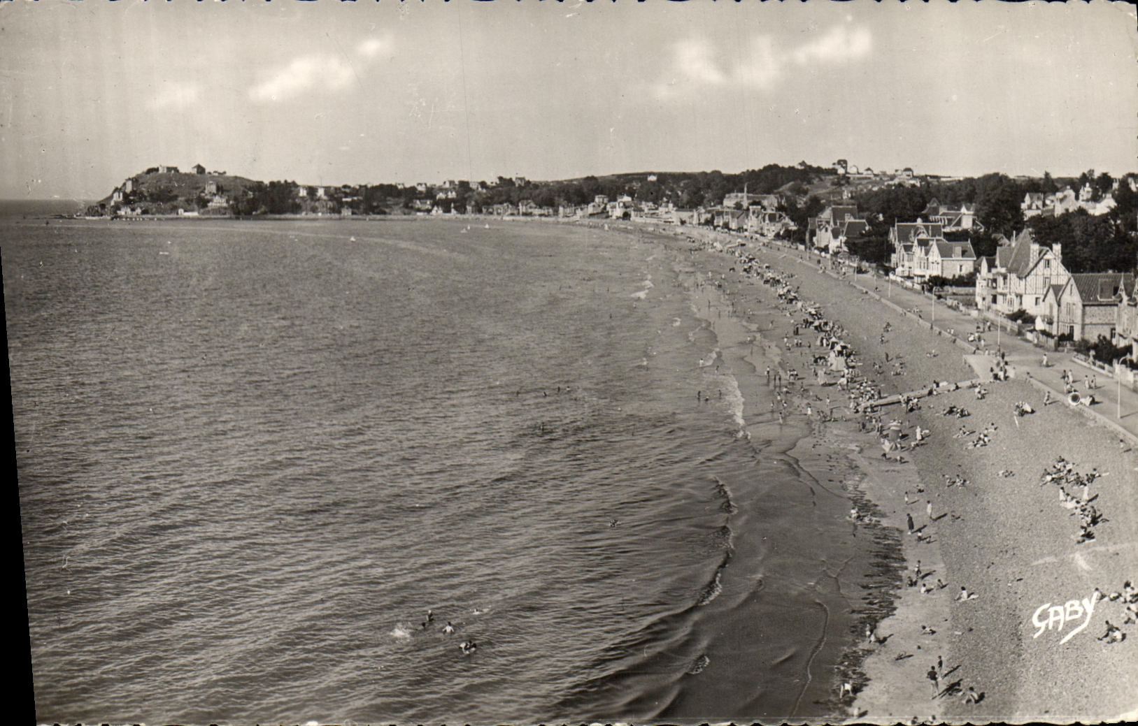 MODERN CARD Valley Andre Vue D beach suit Towards Top of Piegu