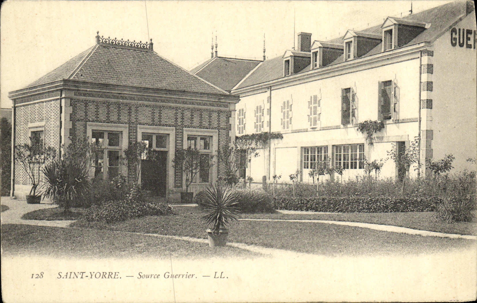 CPA Saint Yorre Source Guerrier